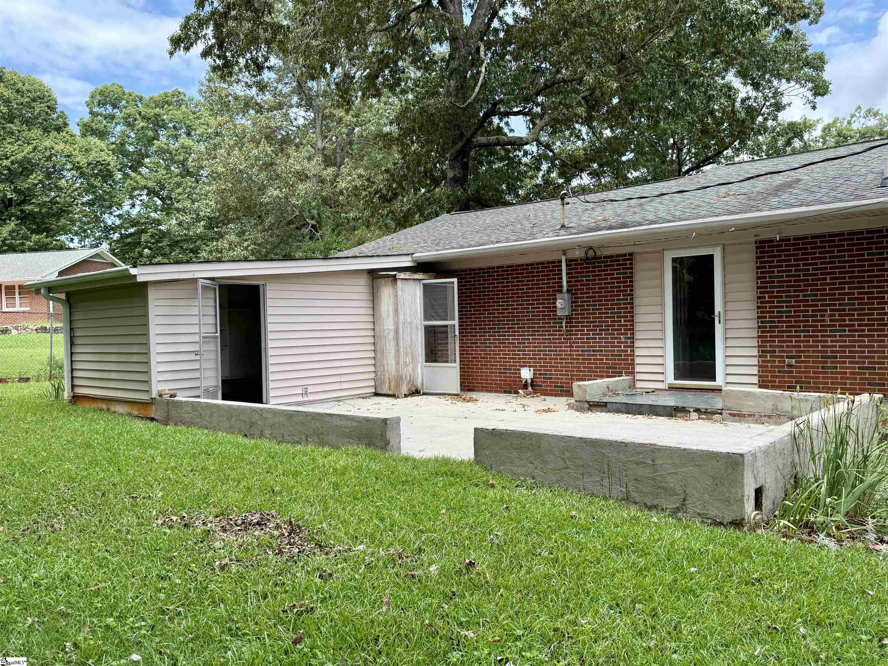 700 Tanglewood Drive Seneca, SC 29672