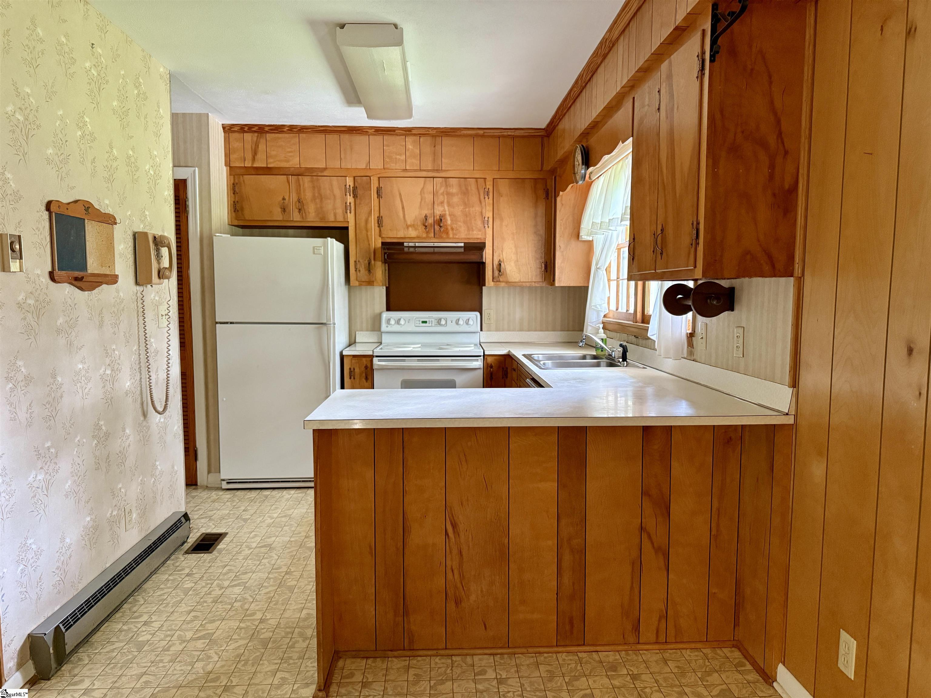 700 Tanglewood Drive Seneca, SC 29672