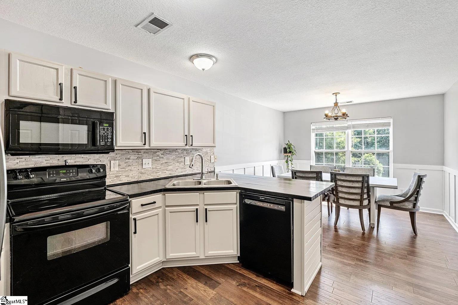 308 Juniper Leaf Way Greer, SC 29651-3943