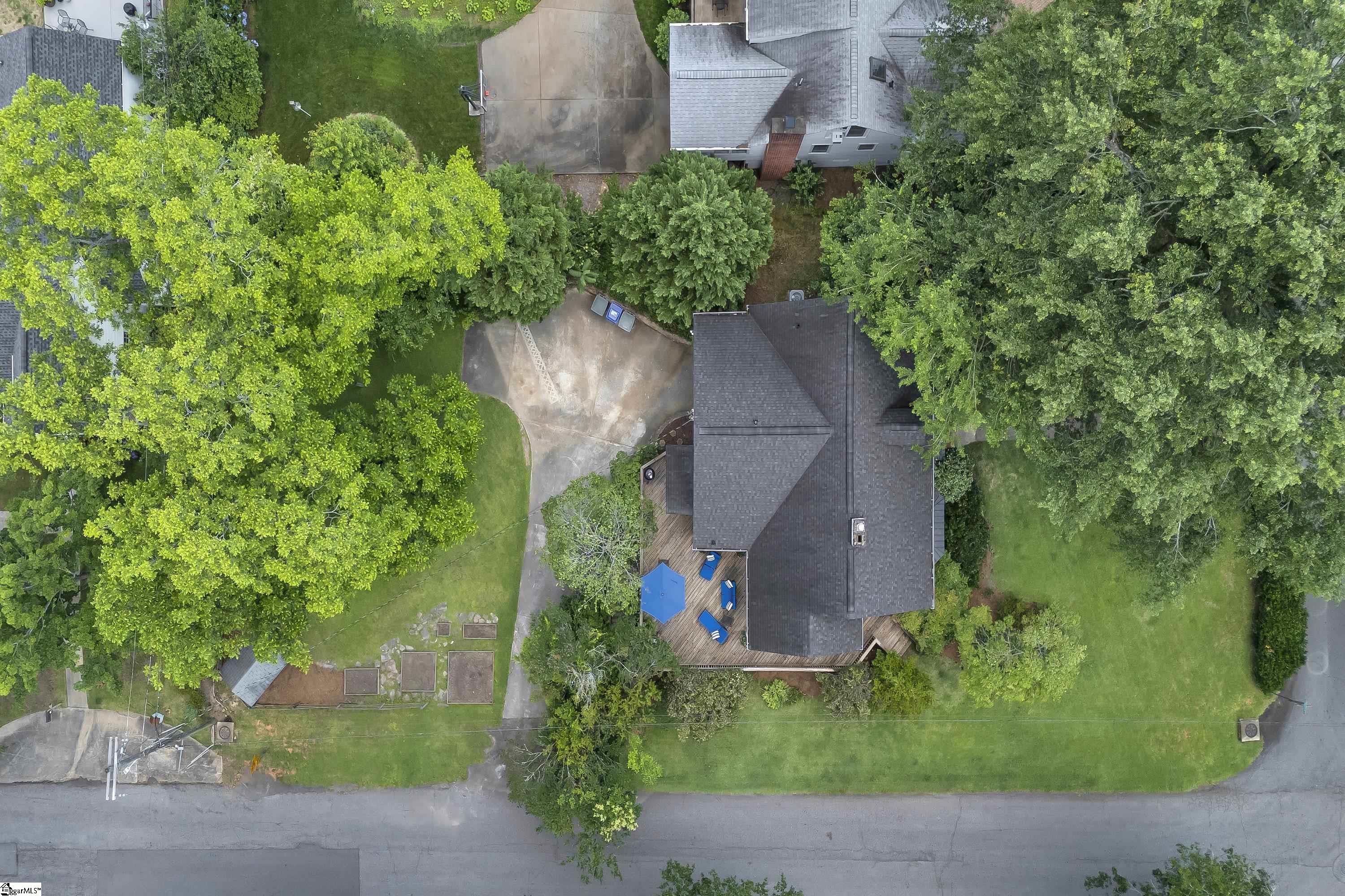 1 Longview Terrace Greenville, SC 29605