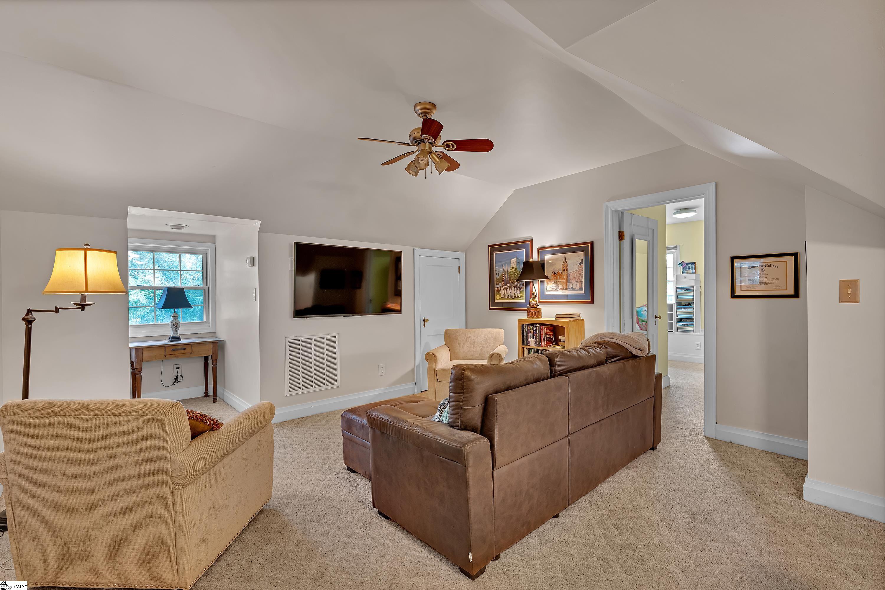 1 Longview Terrace Greenville, SC 29605