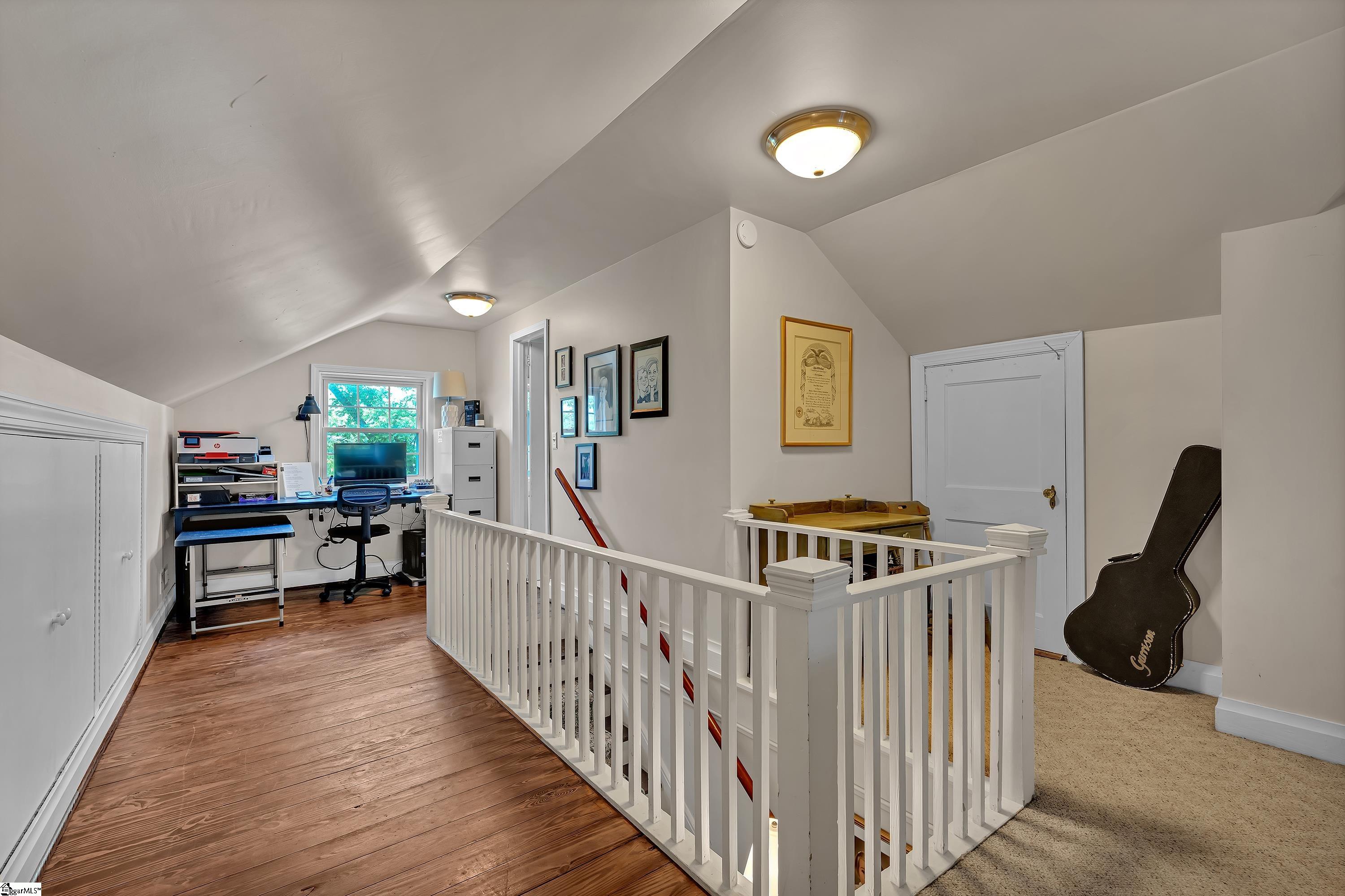 1 Longview Terrace Greenville, SC 29605