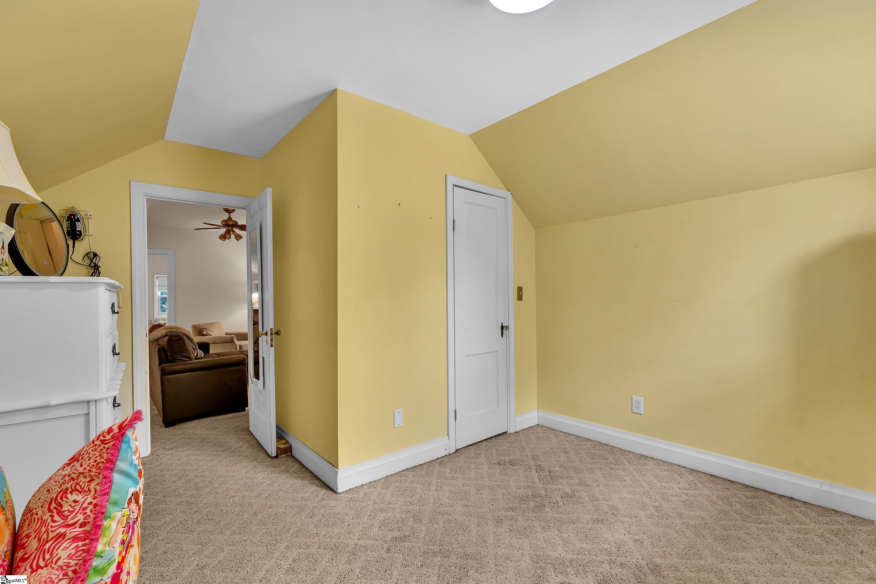 1 Longview Terrace Greenville, SC 29605