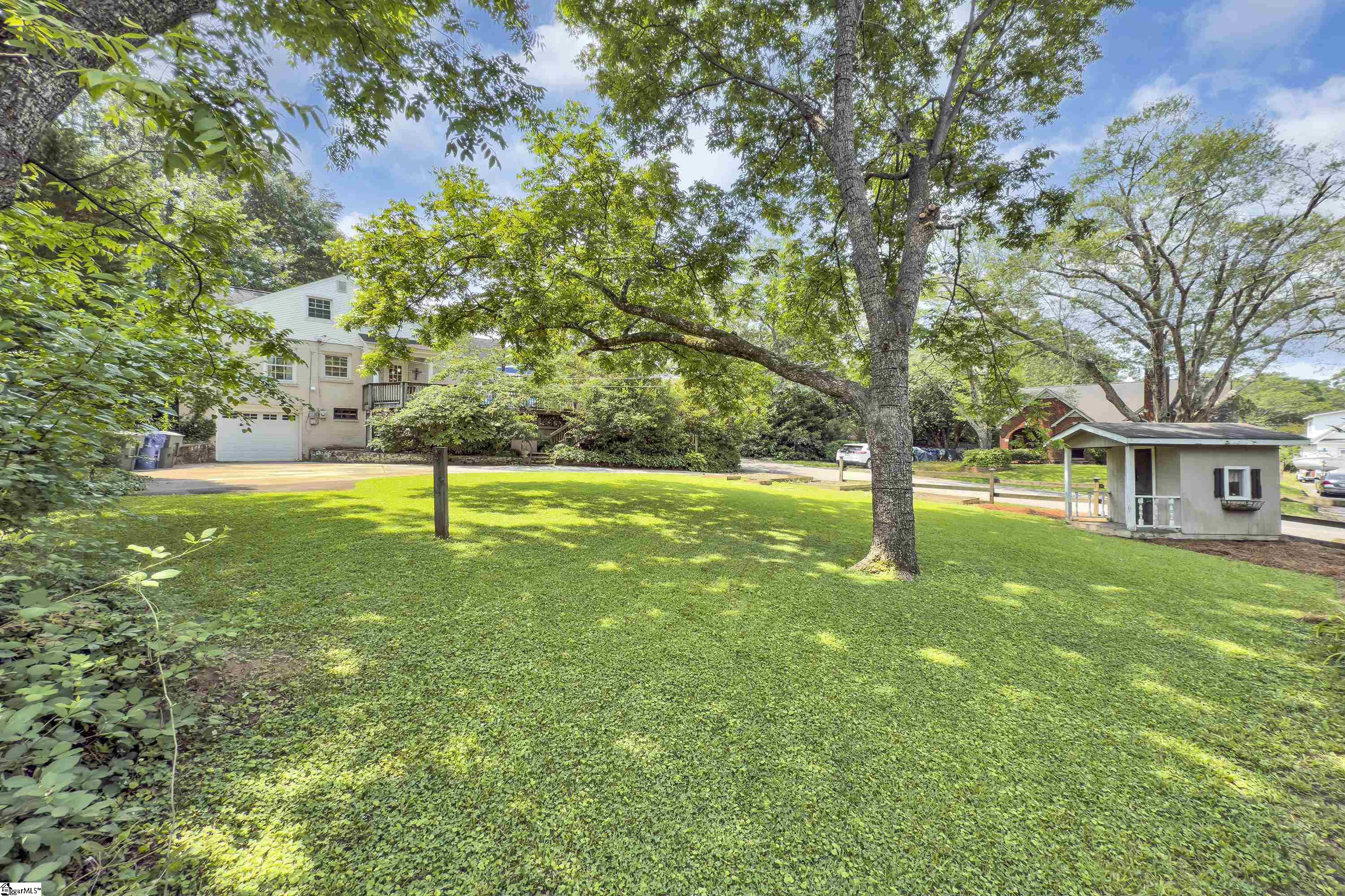 1 Longview Terrace Greenville, SC 29605