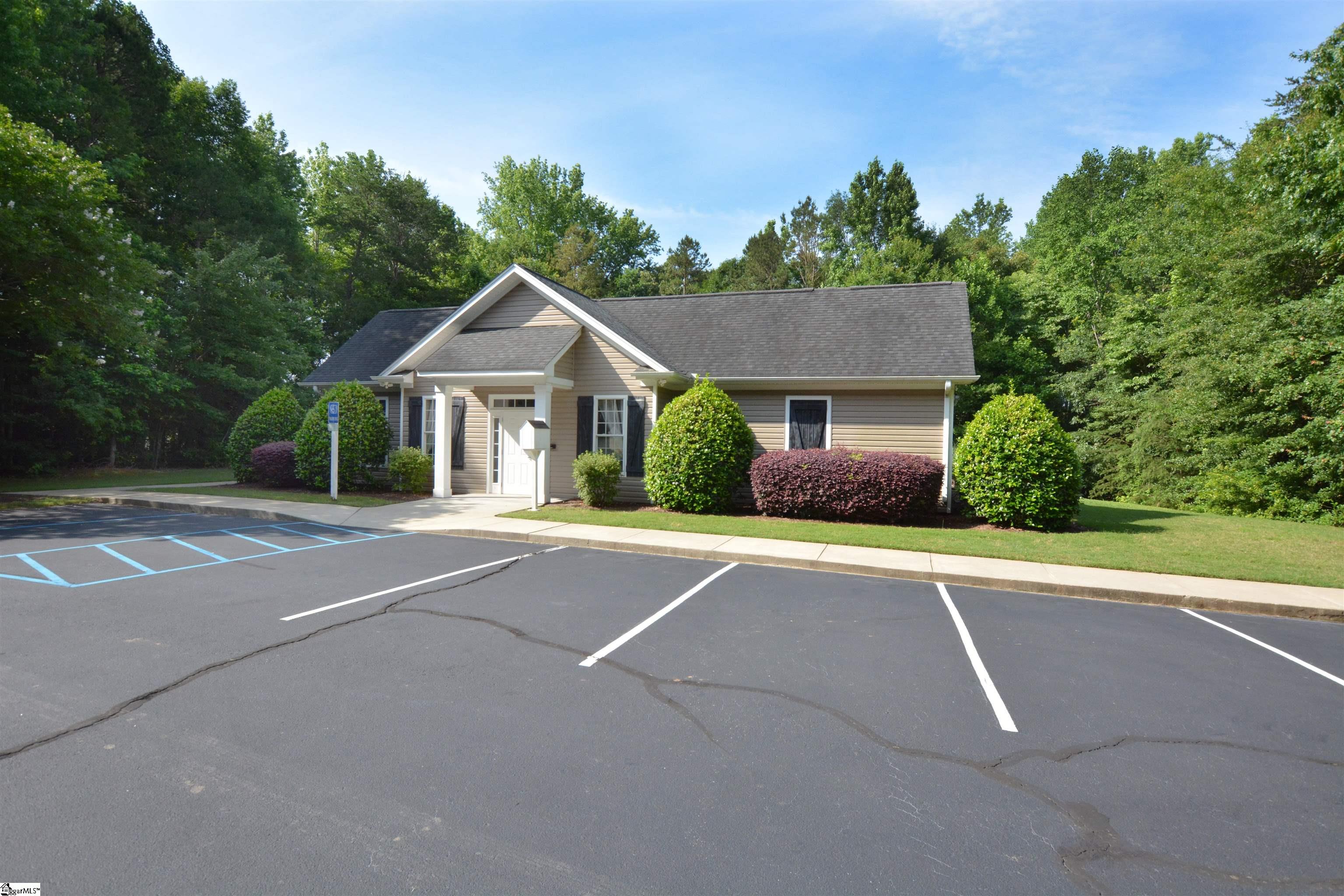 2 Bamburg Brae Court Simpsonville, SC 29681