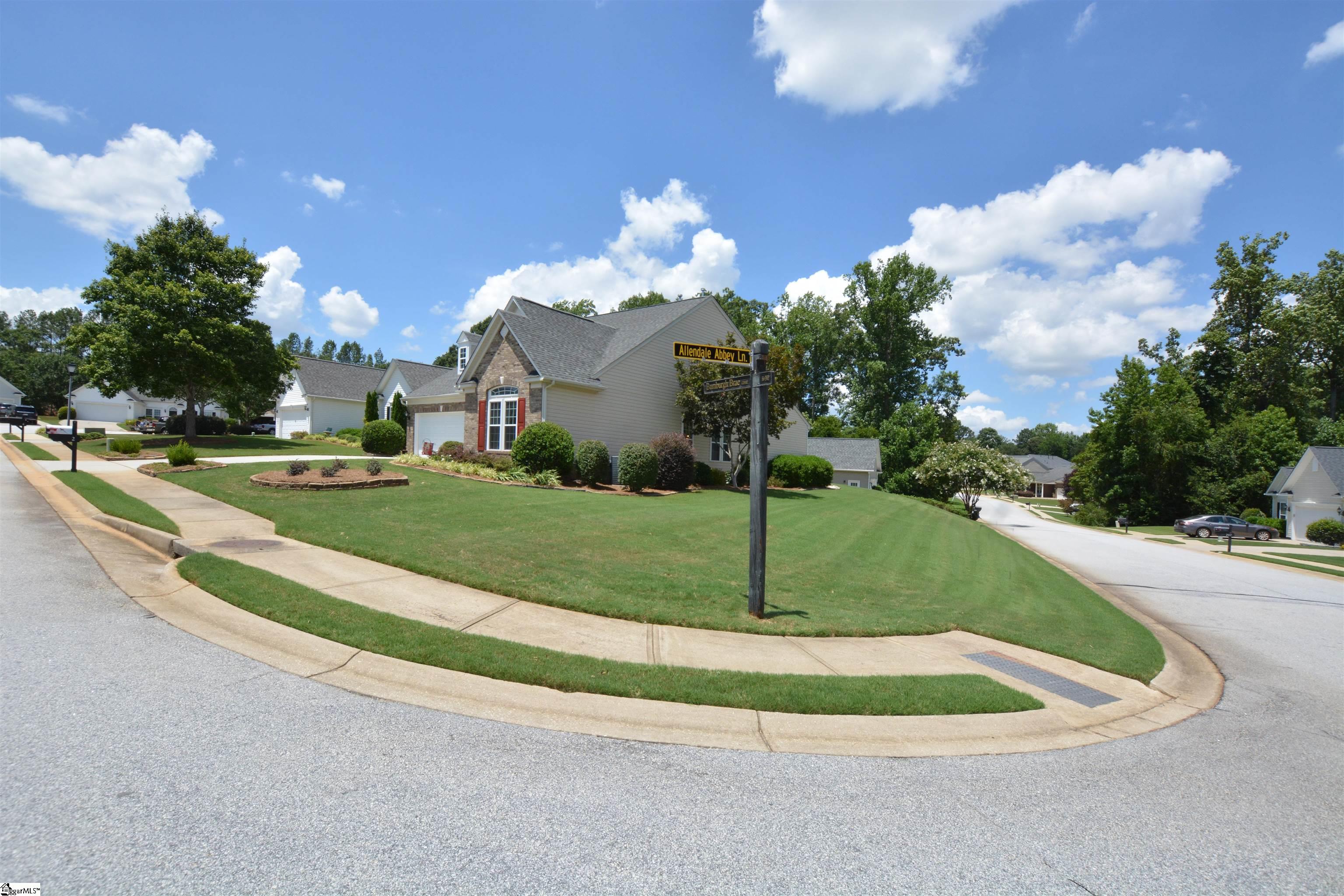 2 Bamburg Brae Court Simpsonville, SC 29681