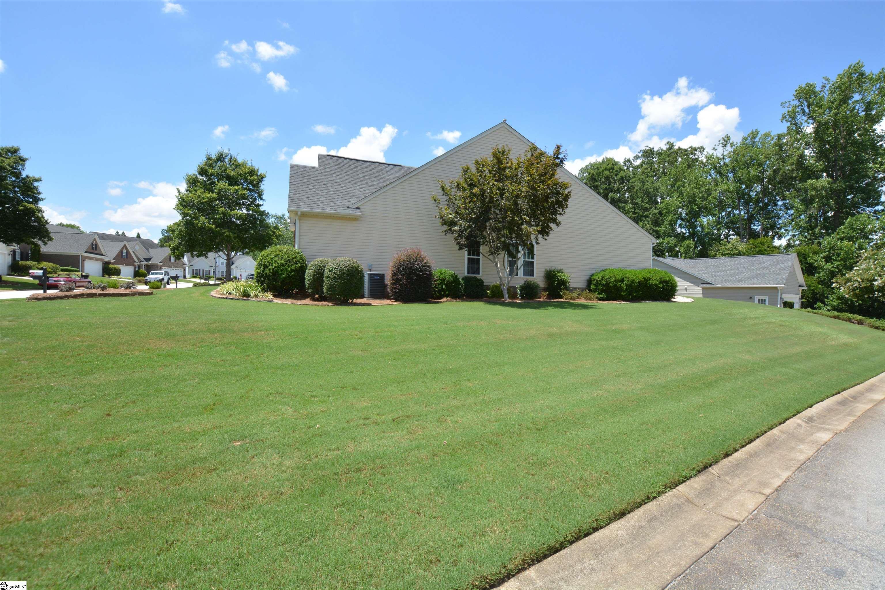 2 Bamburg Brae Court Simpsonville, SC 29681