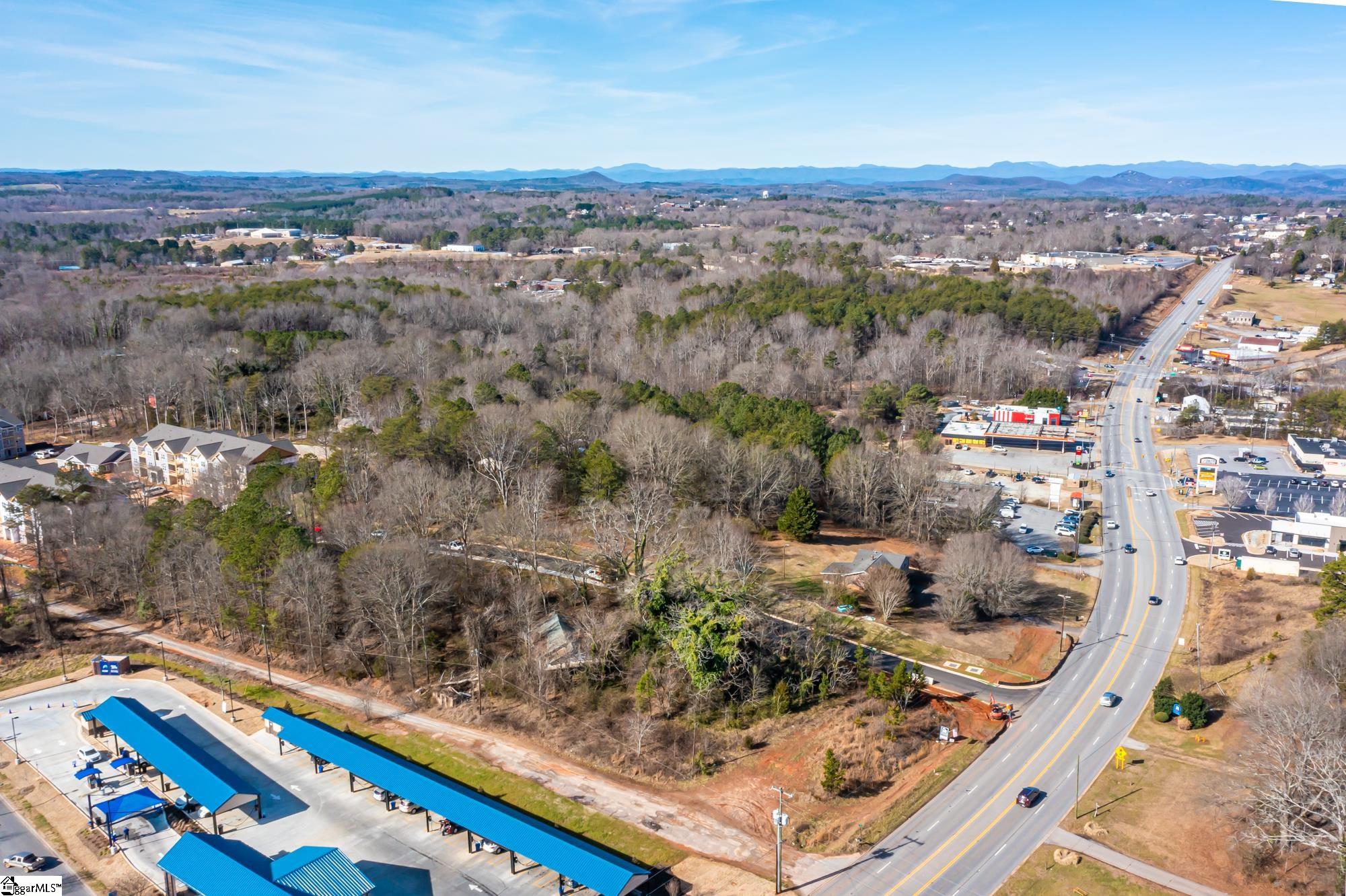 106 Roberts Drive Pickens, SC 29671