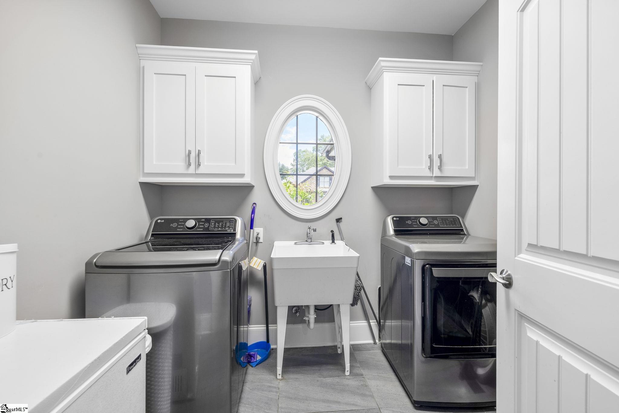 2 Arbor Glen Court Taylors, SC 29687