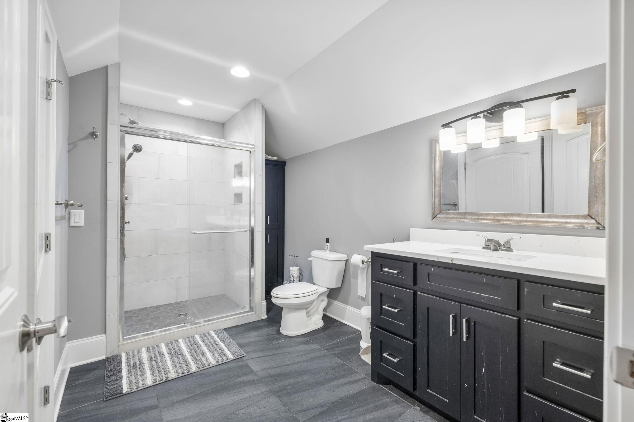 2 Arbor Glen Court Taylors, SC 29687