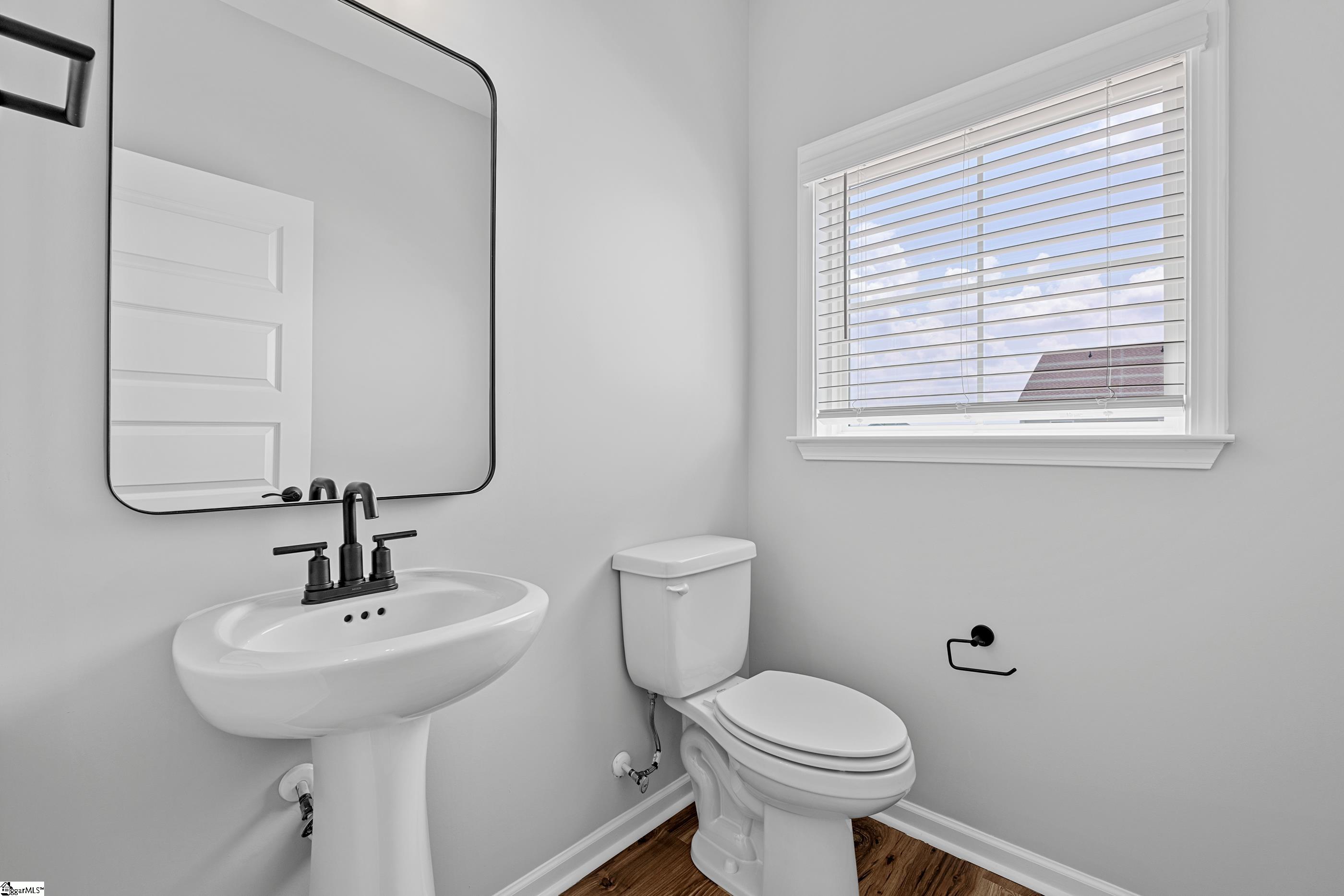 33 Leander Drive Greer, SC 29651