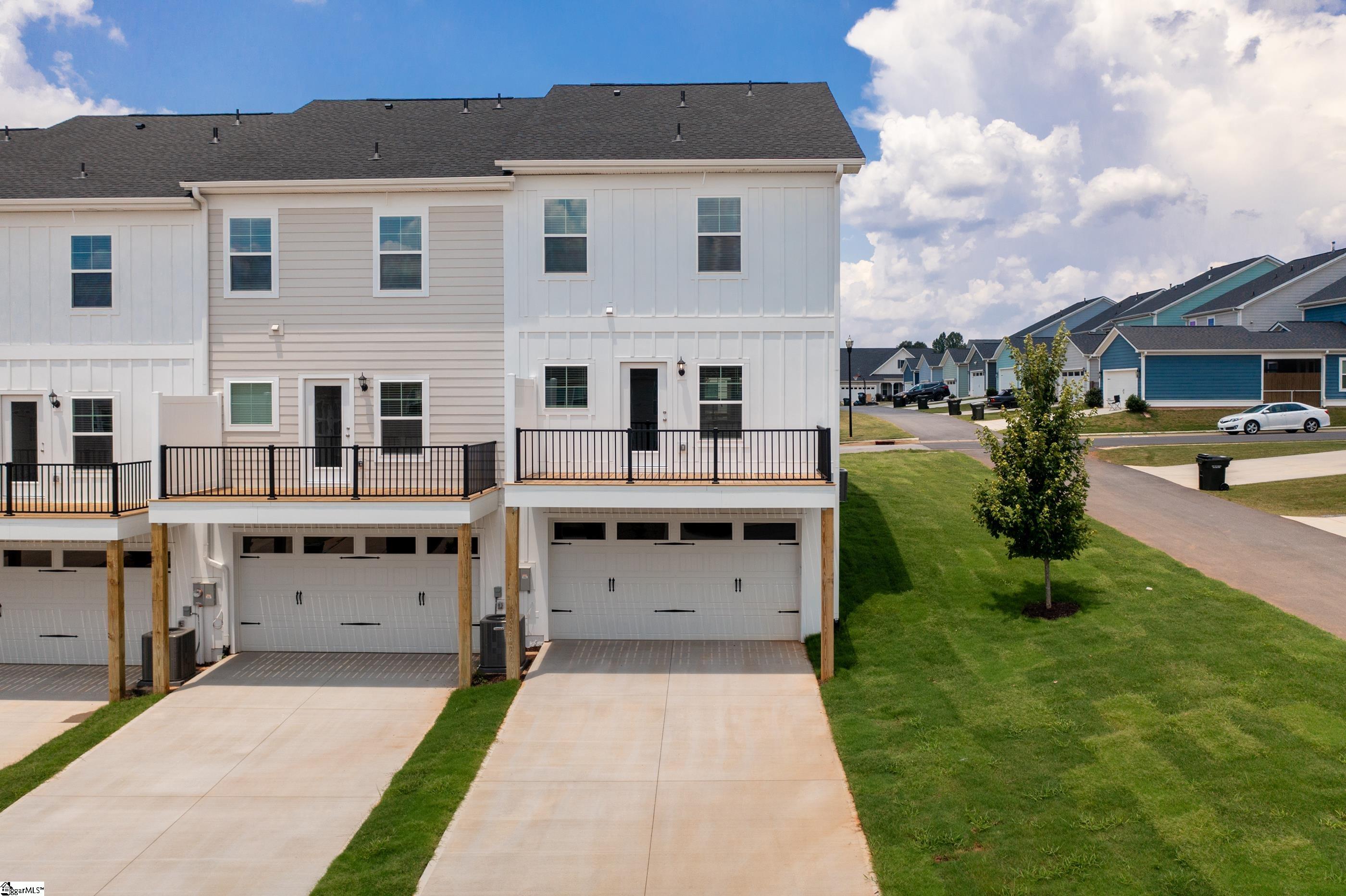 33 Leander Drive Greer, SC 29651
