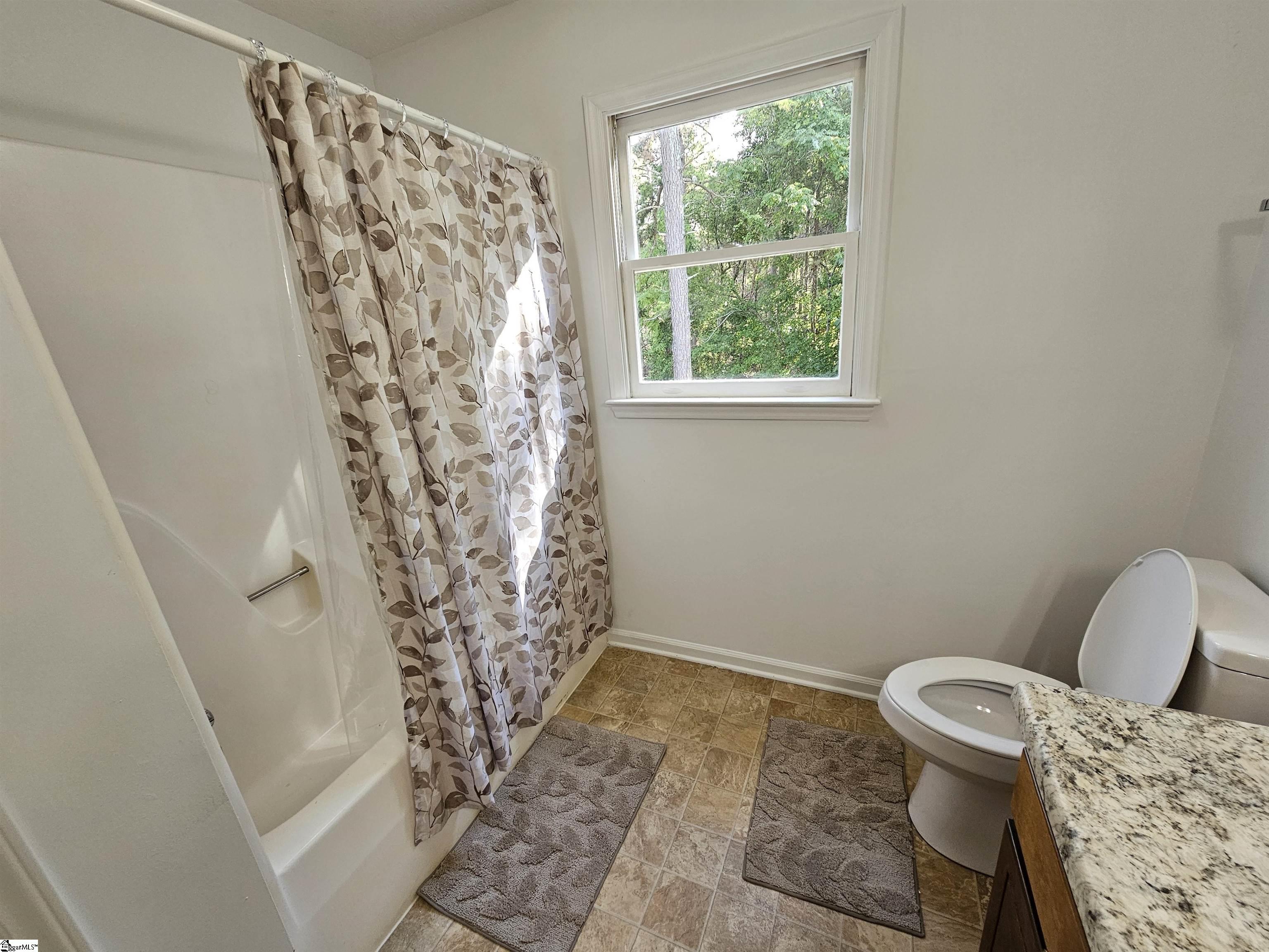 120 Salem Street Spartanburg, SC 29302