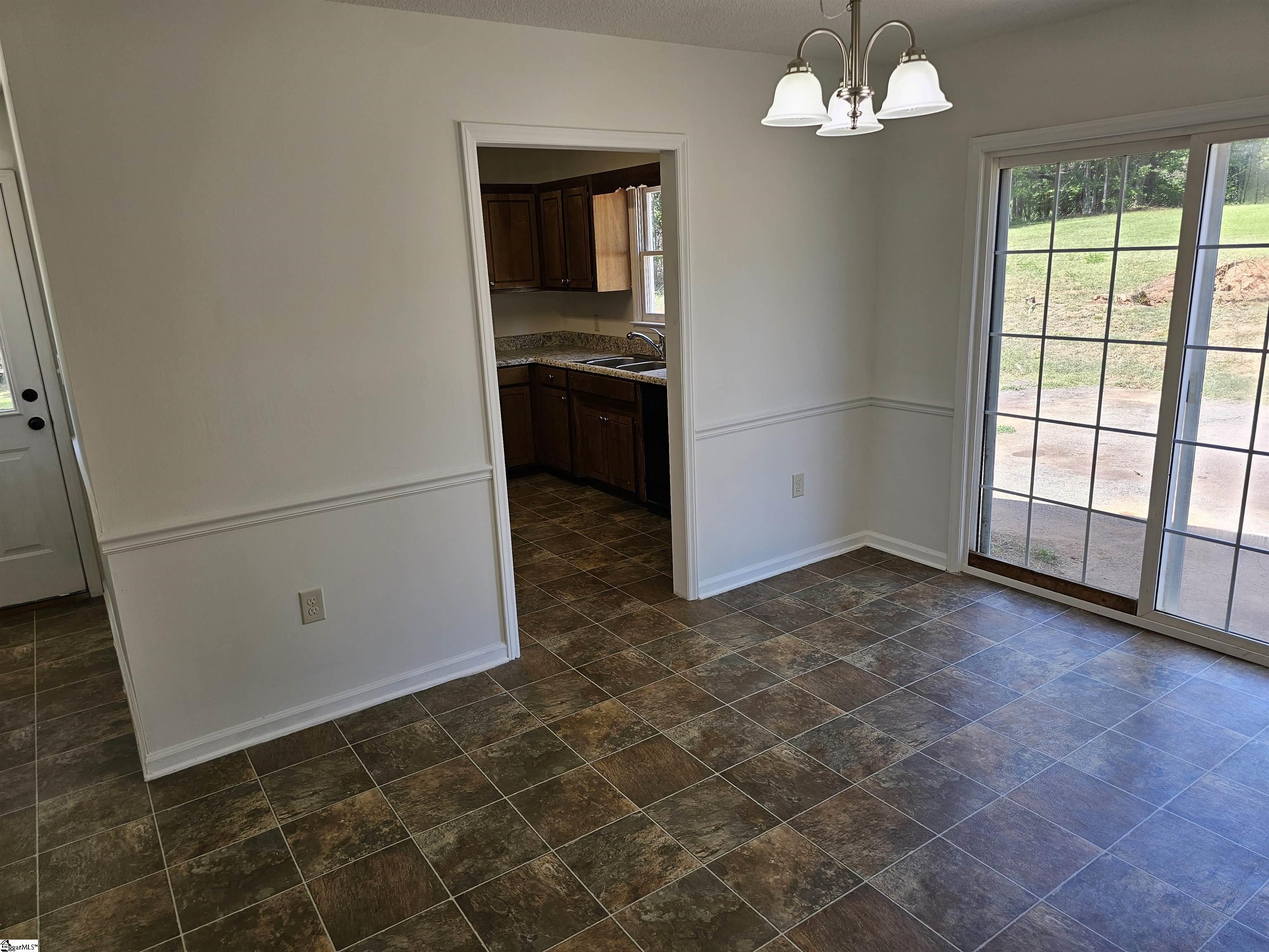 120 Salem Street Spartanburg, SC 29302