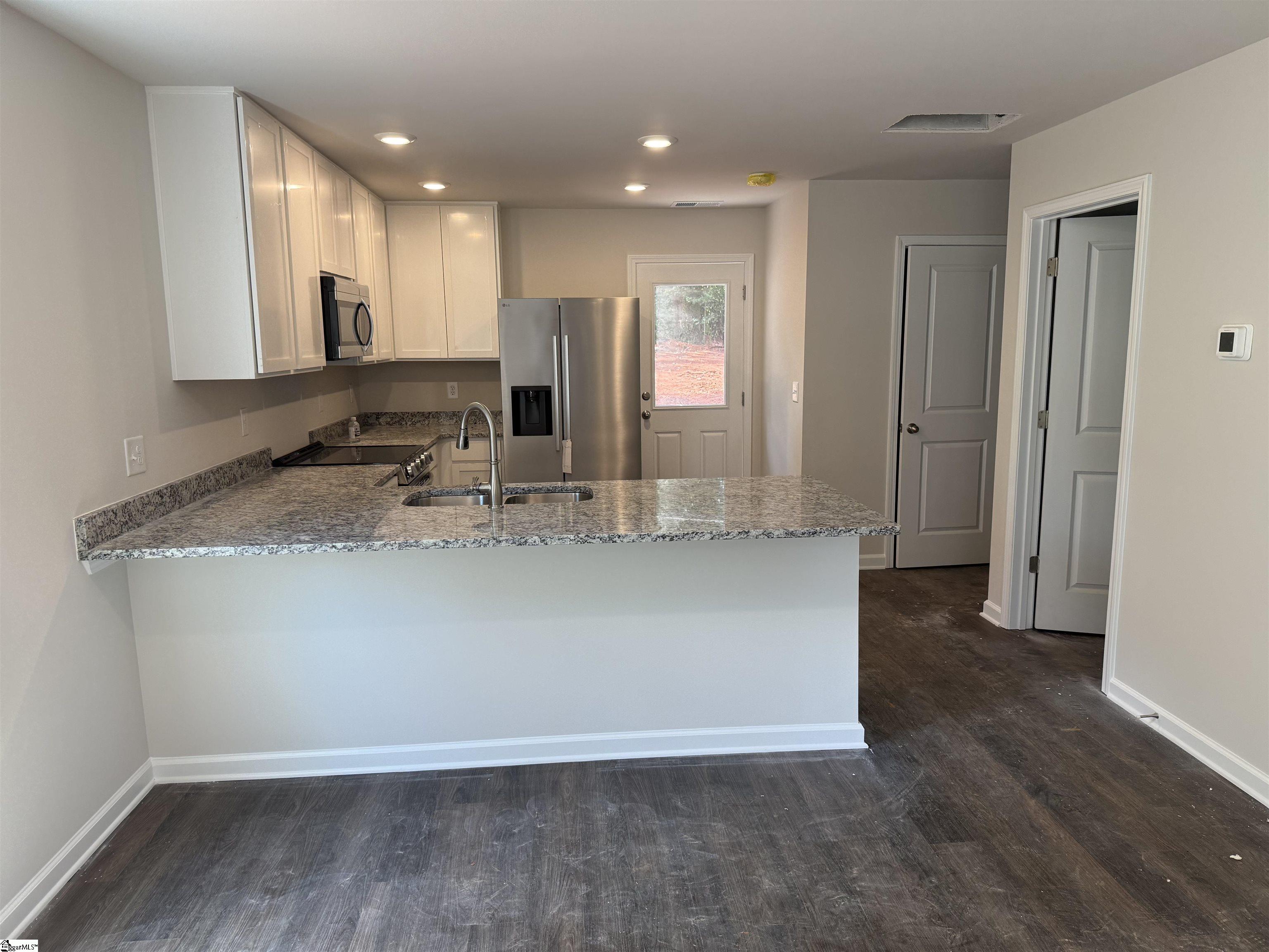 406 Hillside Drive Anderson, SC 29625