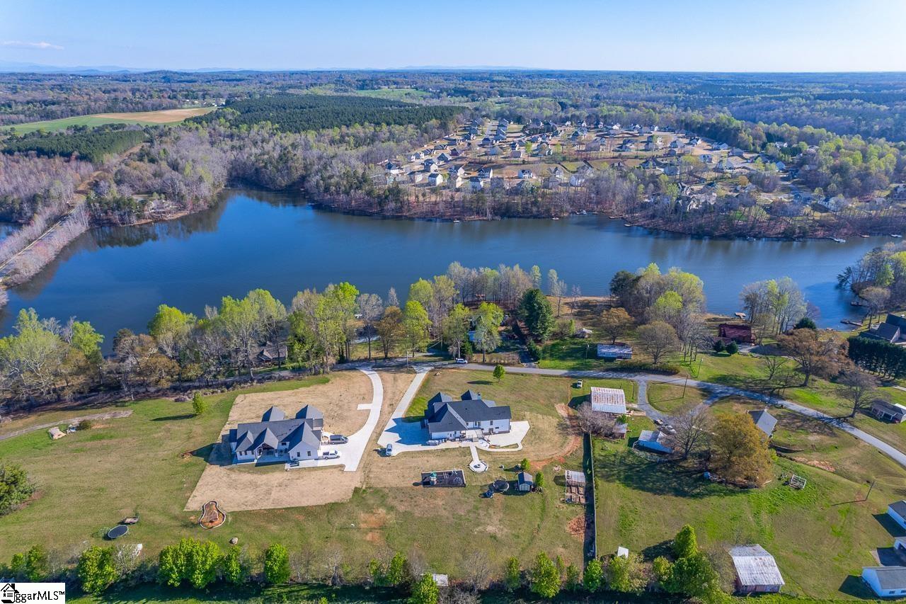 231 Canady Road Wellford, SC 29385