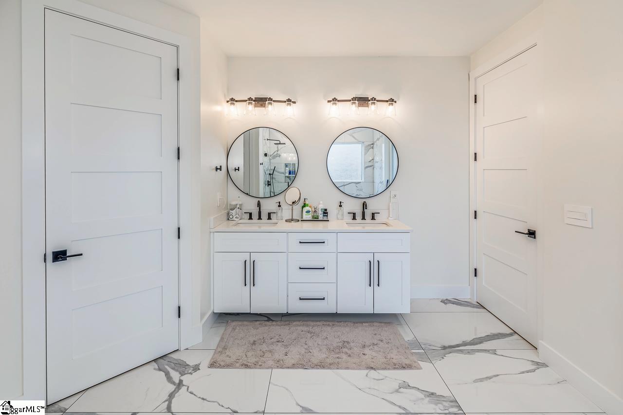 231 Canady Road Wellford, SC 29385