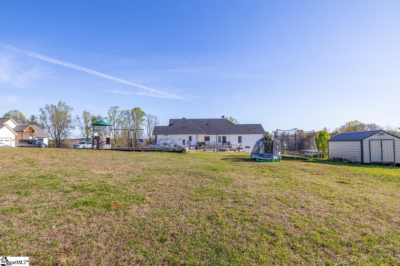 231 Canady Road Wellford, SC 29385