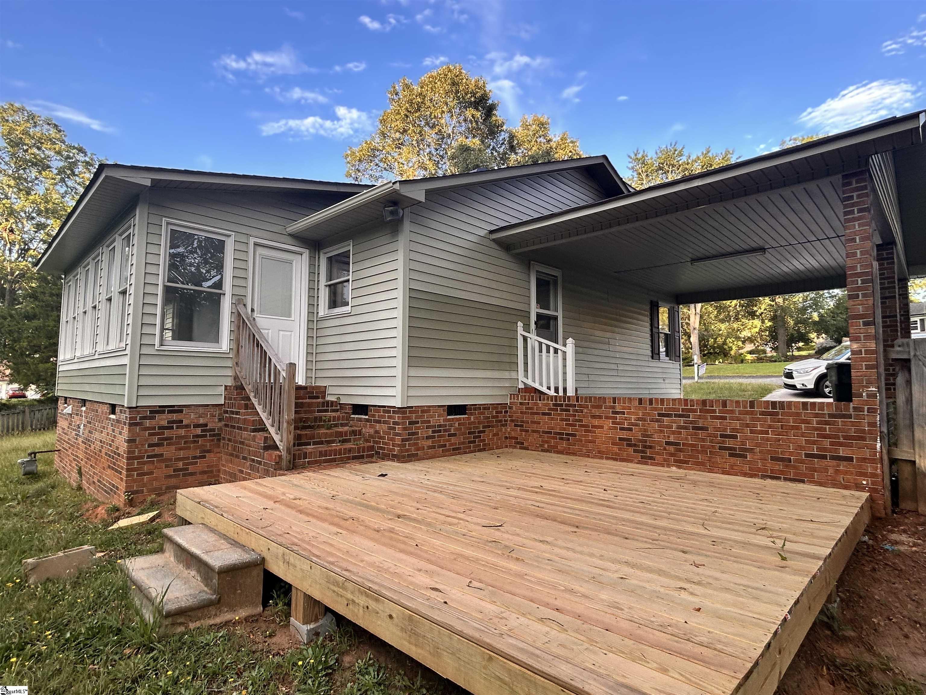 115 Pine Road Laurens, SC 29360