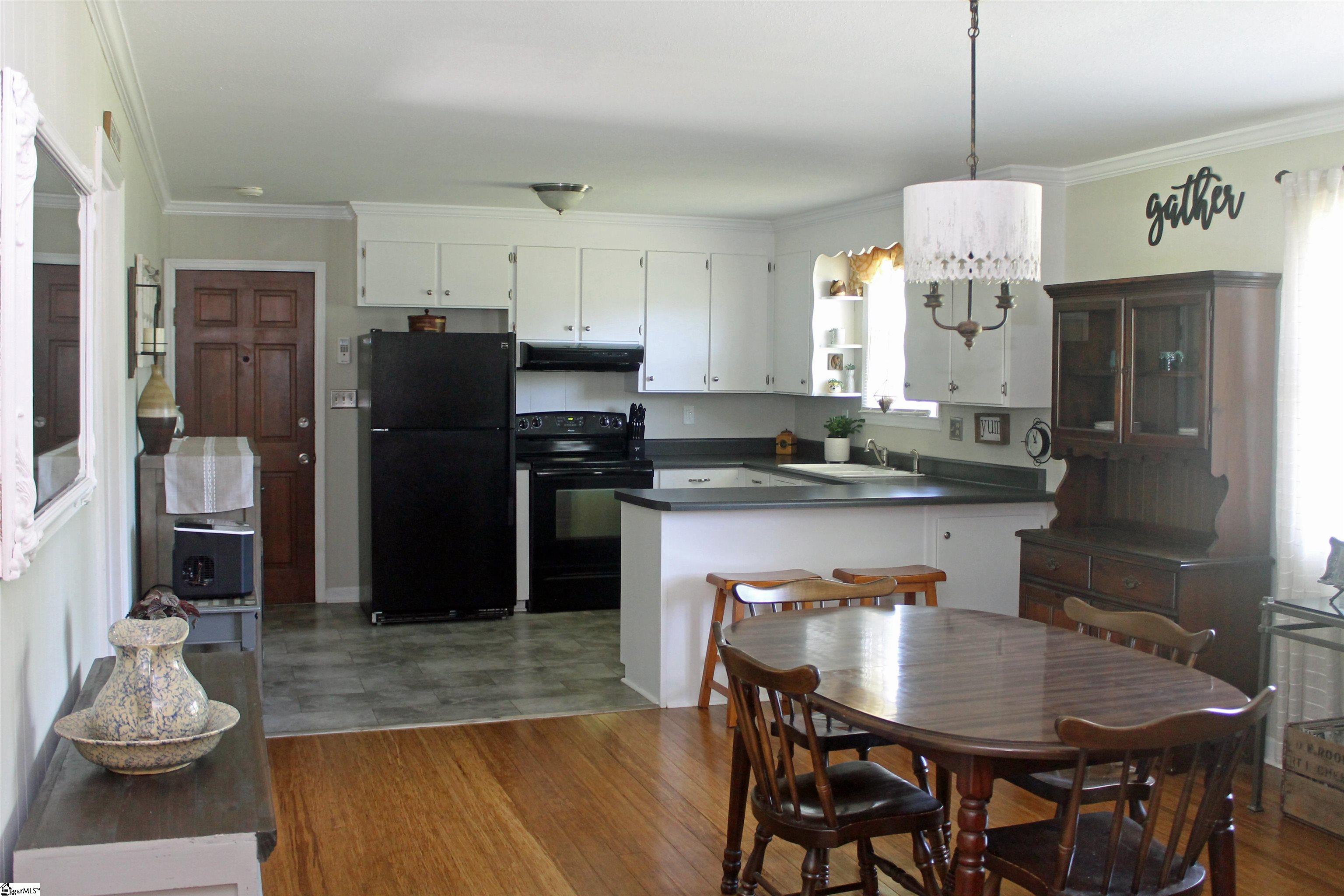 114 Tower Street Duncan, SC 29334-0000