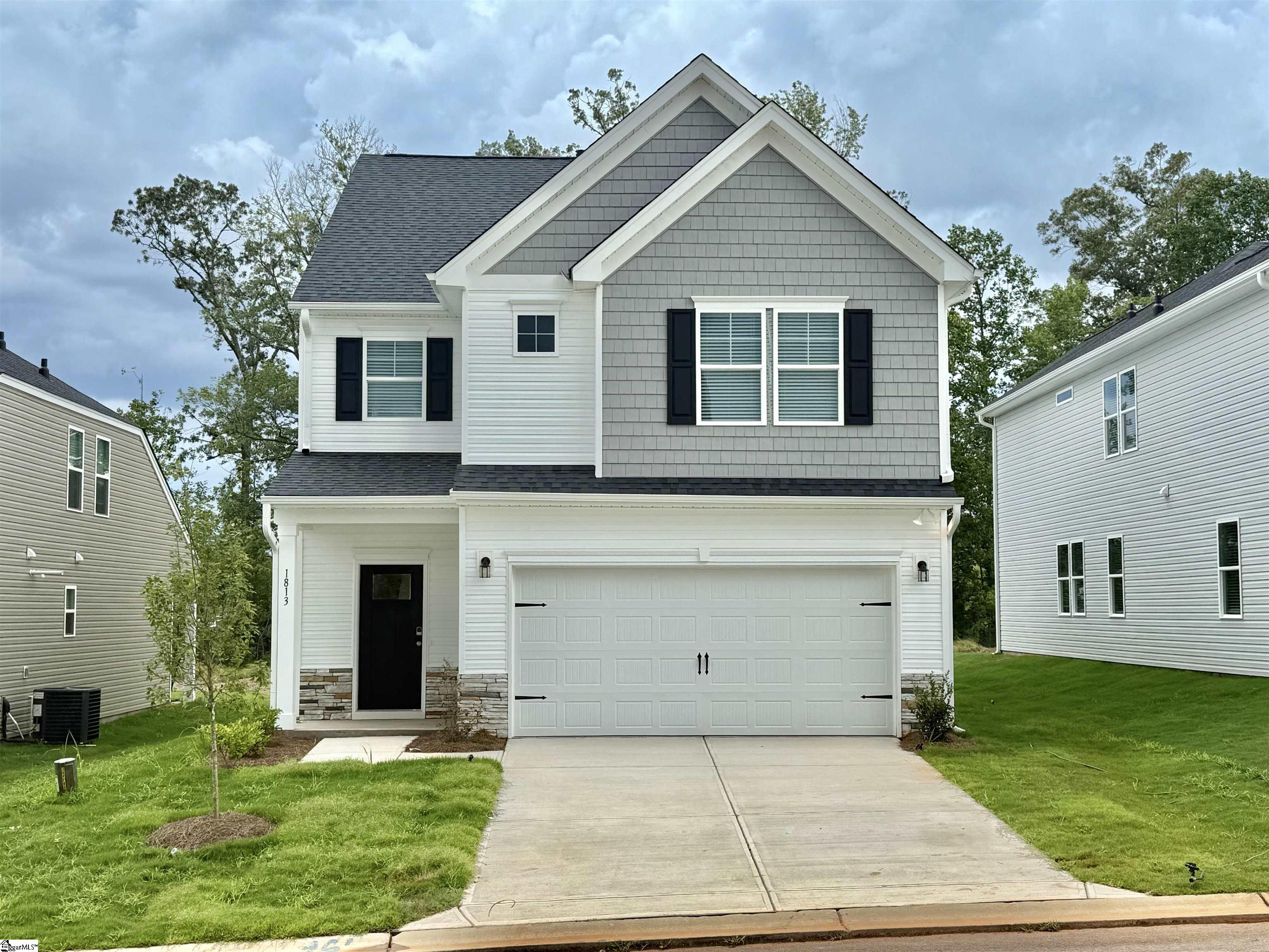 1813 Berkshire Lane Spartanburg, SC 29303