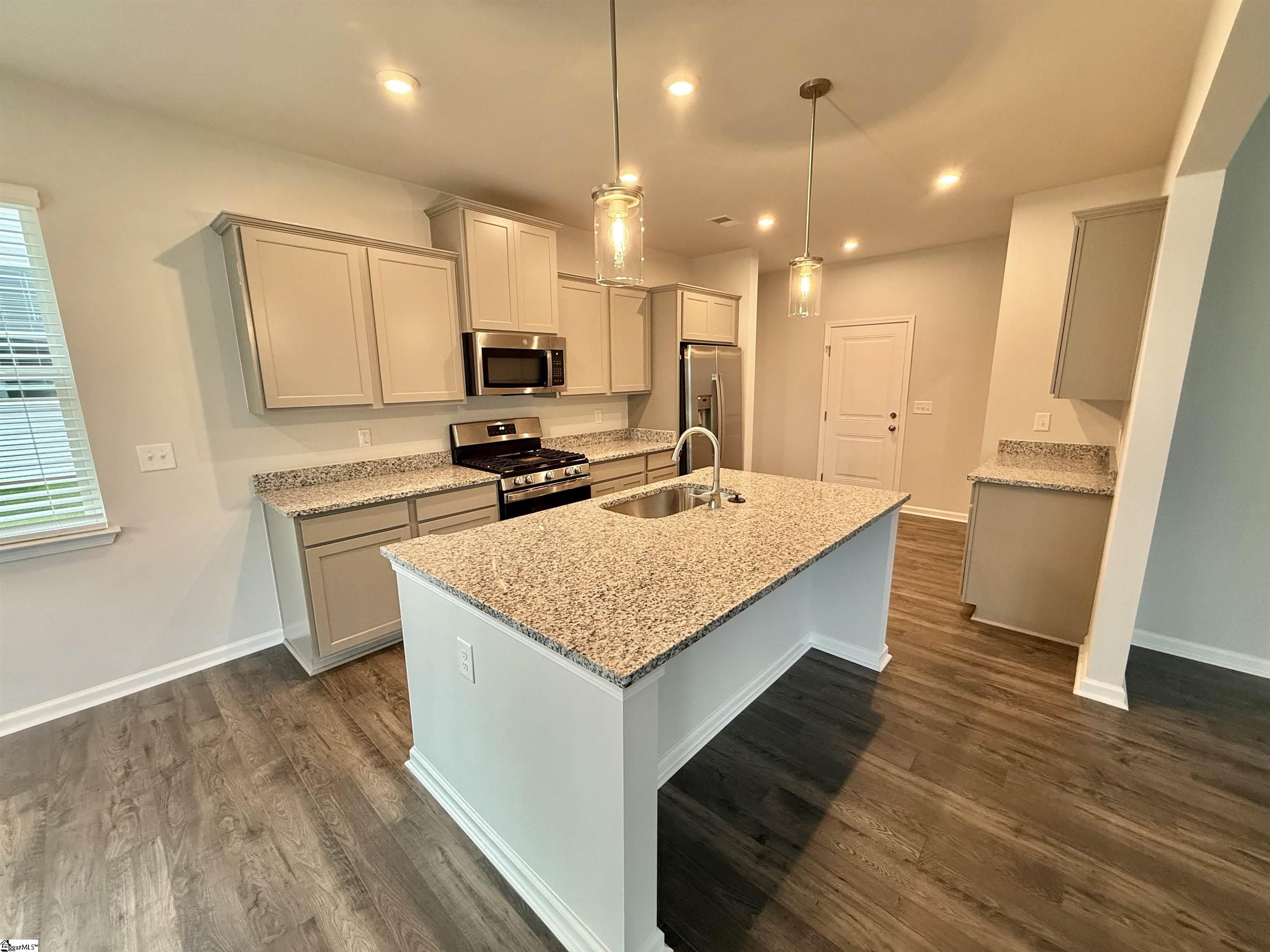 1813 Berkshire Lane Spartanburg, SC 29303
