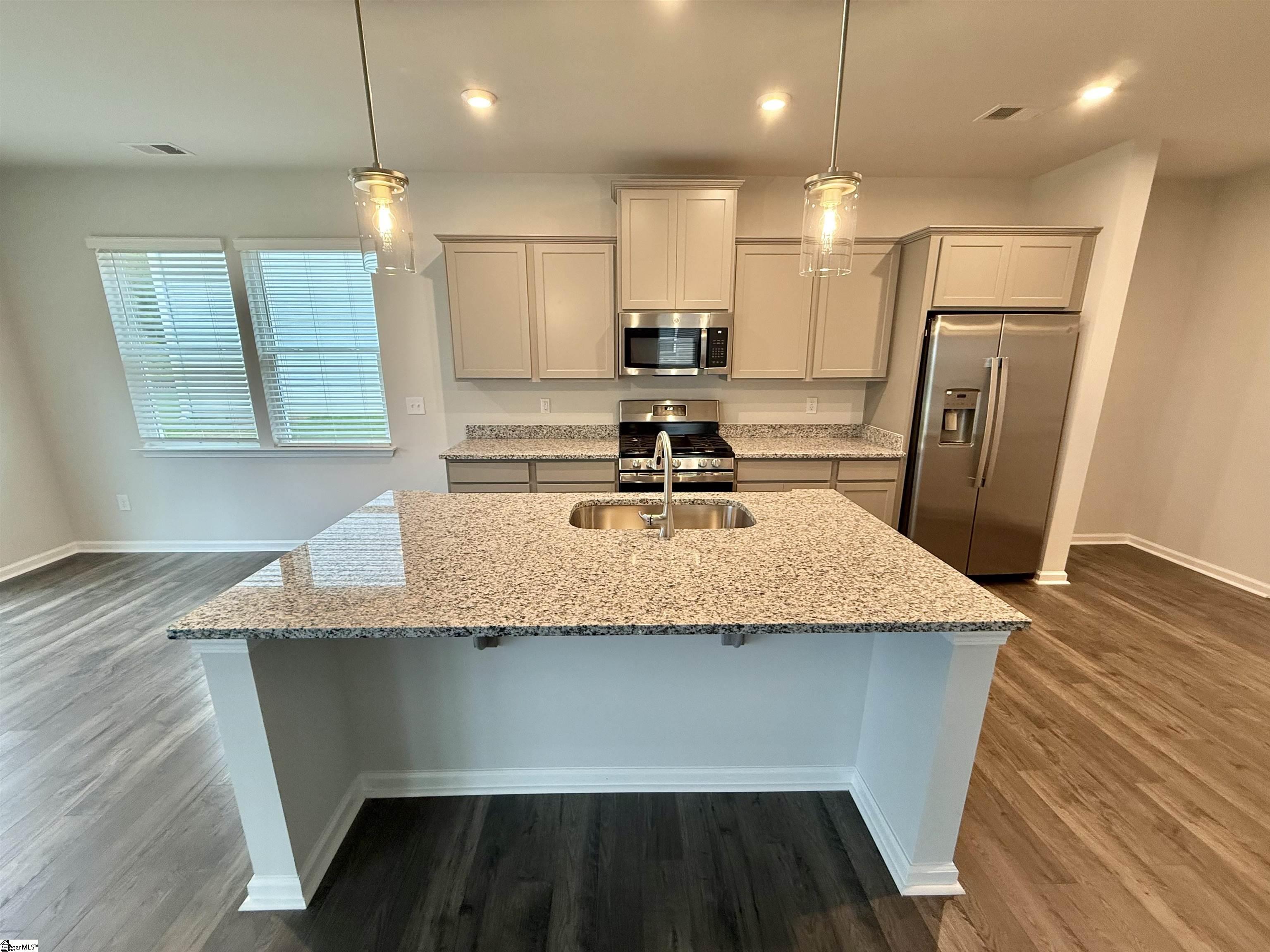 1813 Berkshire Lane Spartanburg, SC 29303