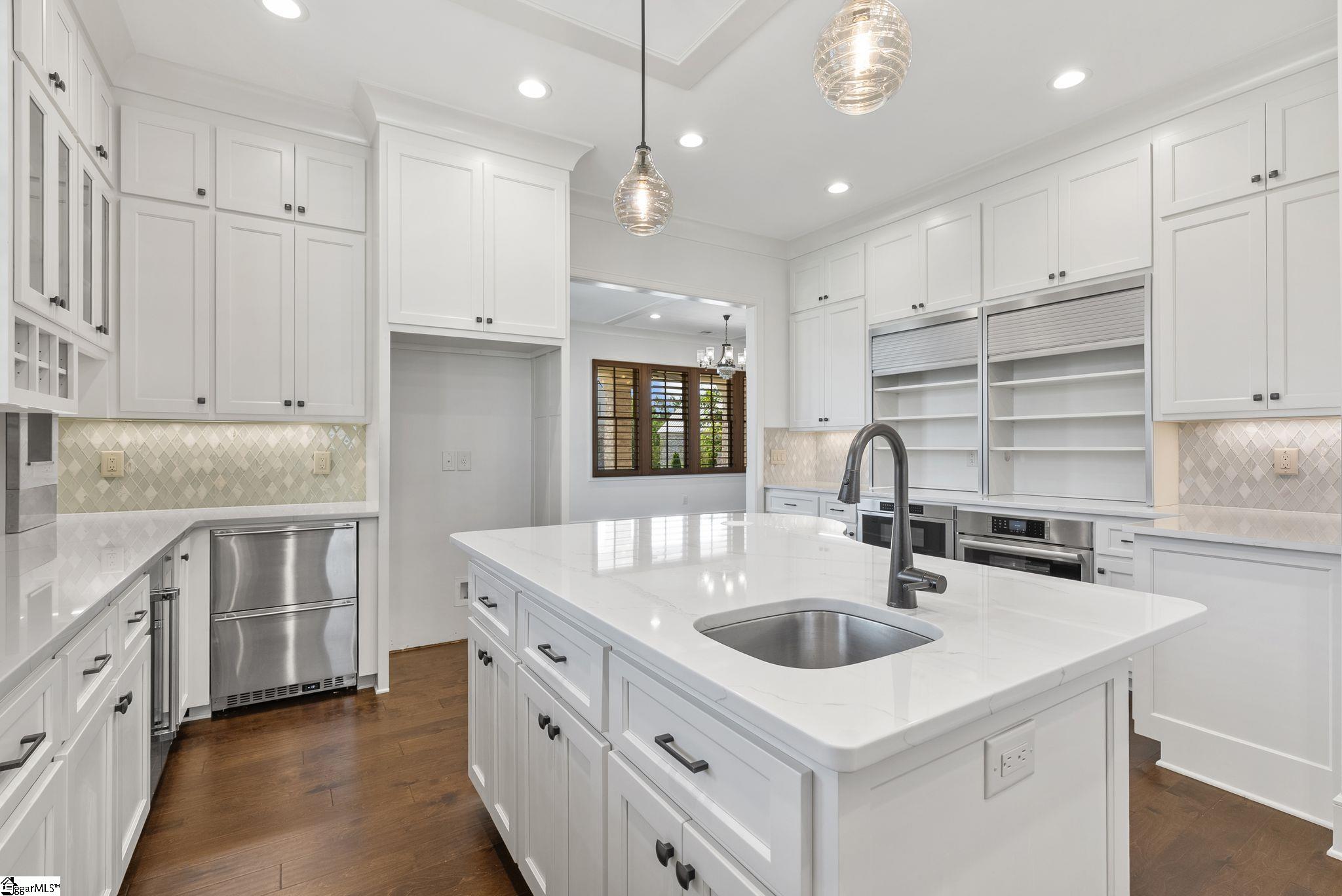 21 Bowman Road Greenville, SC 29615