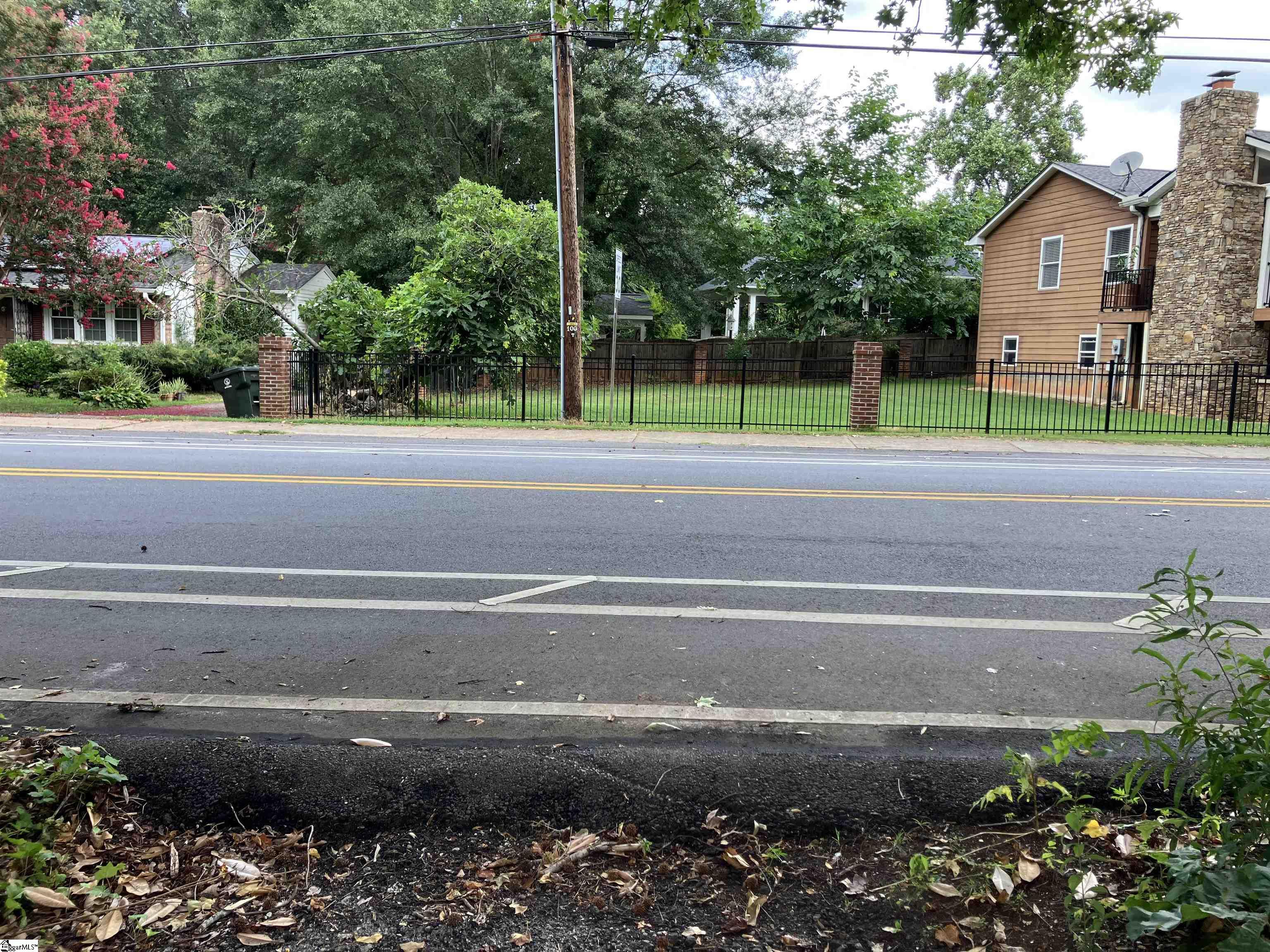 502 Dellwood Drive Greenville, SC 29609