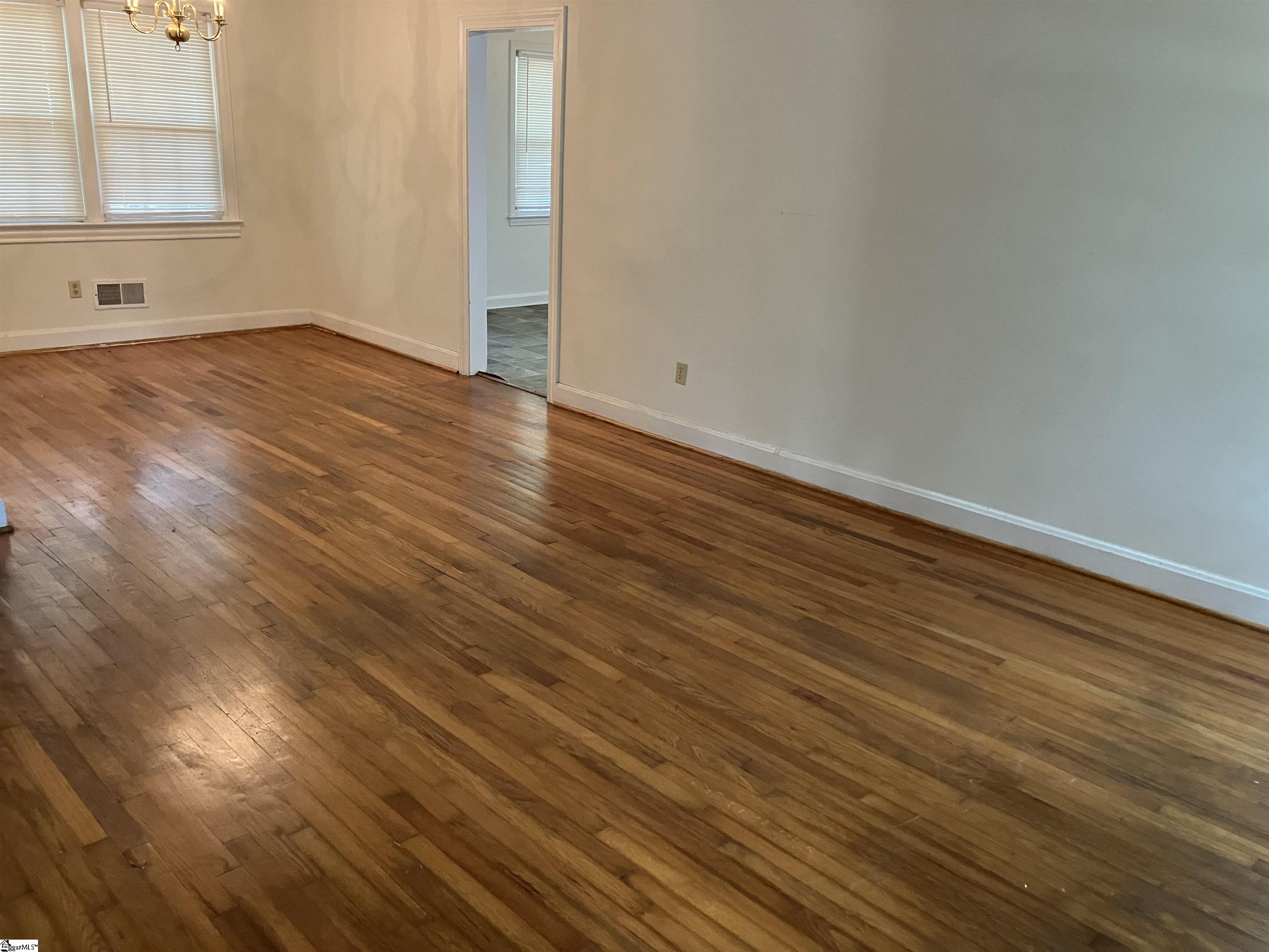 502 Dellwood Drive Greenville, SC 29609