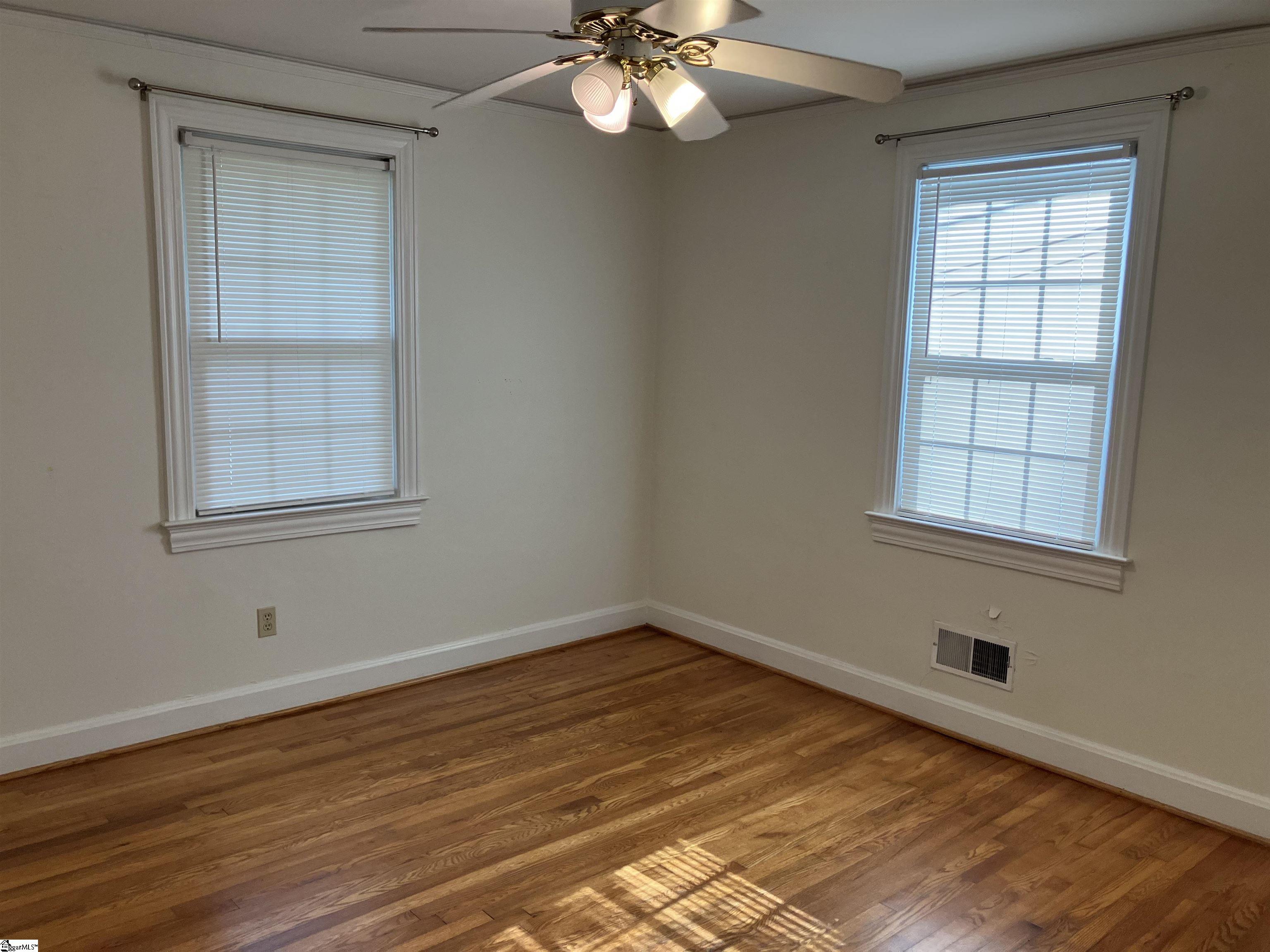 502 Dellwood Drive Greenville, SC 29609
