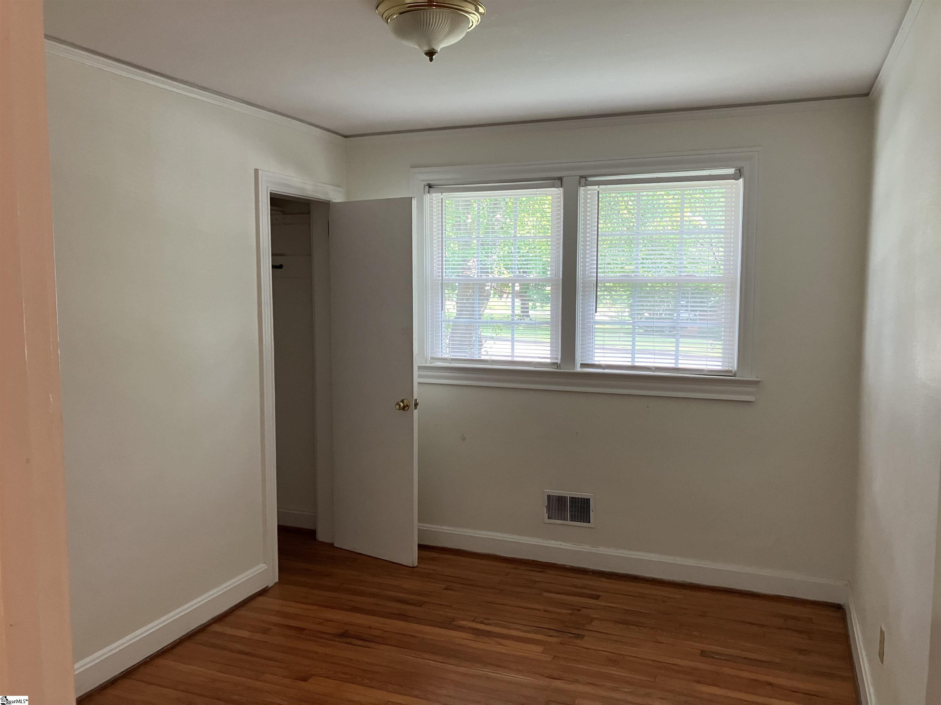 502 Dellwood Drive Greenville, SC 29609