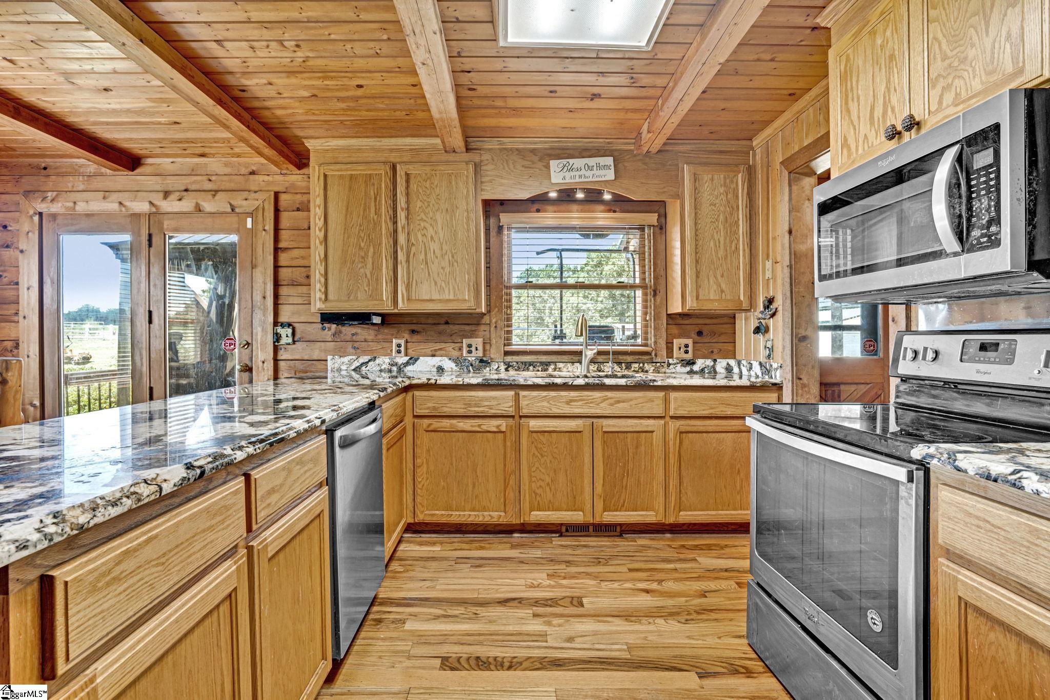 313 Henderson Road Gray Court, SC 29645