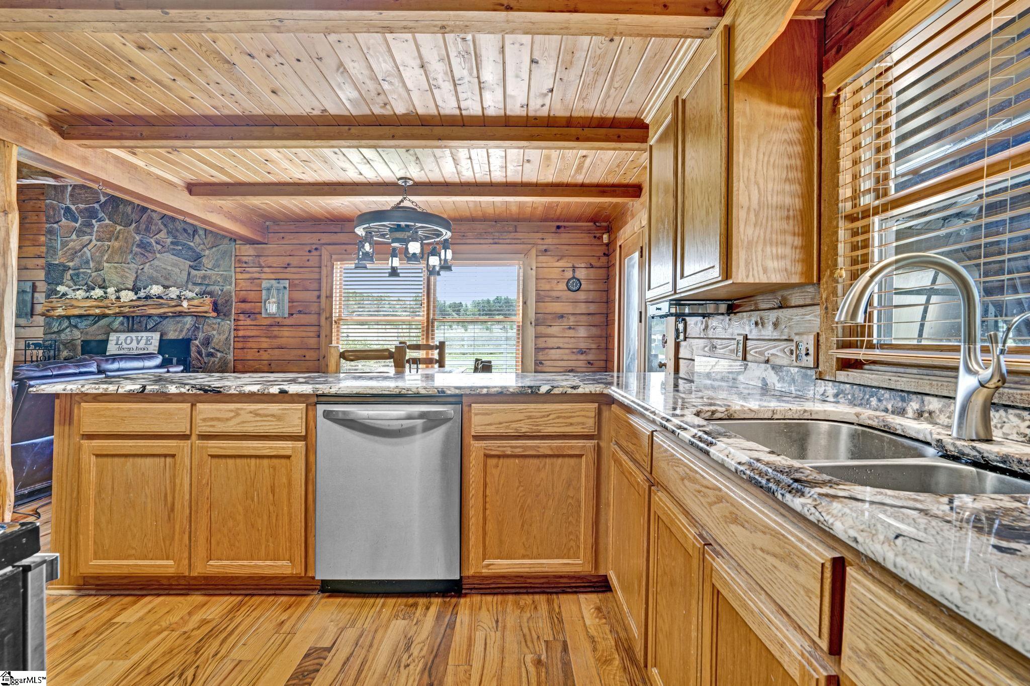 313 Henderson Road Gray Court, SC 29645