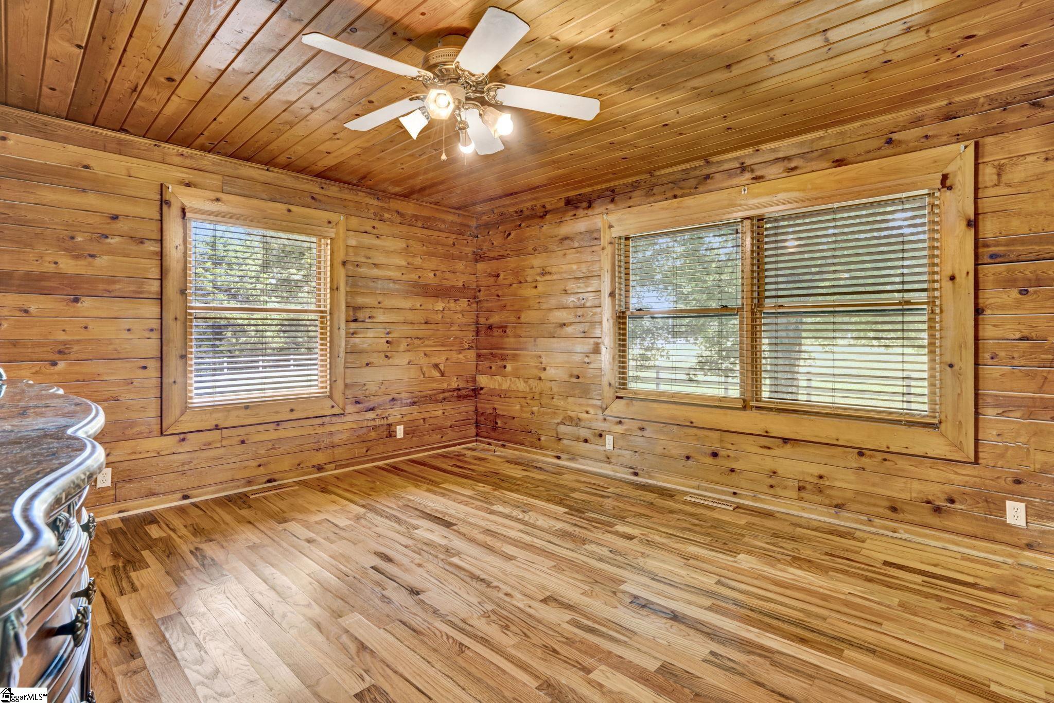 313 Henderson Road Gray Court, SC 29645