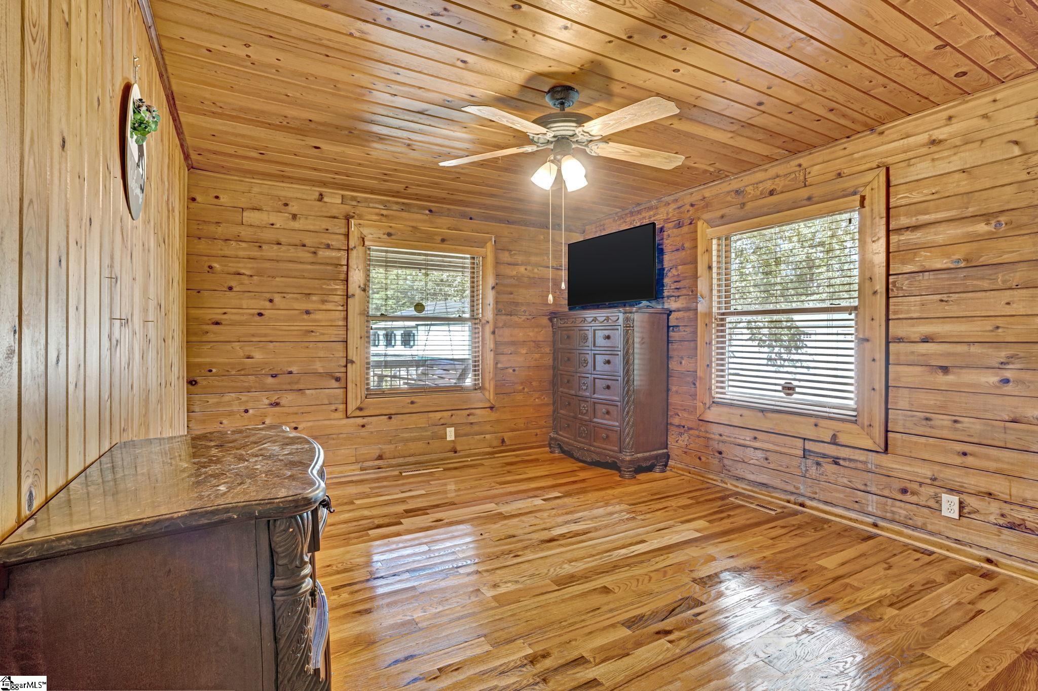 313 Henderson Road Gray Court, SC 29645