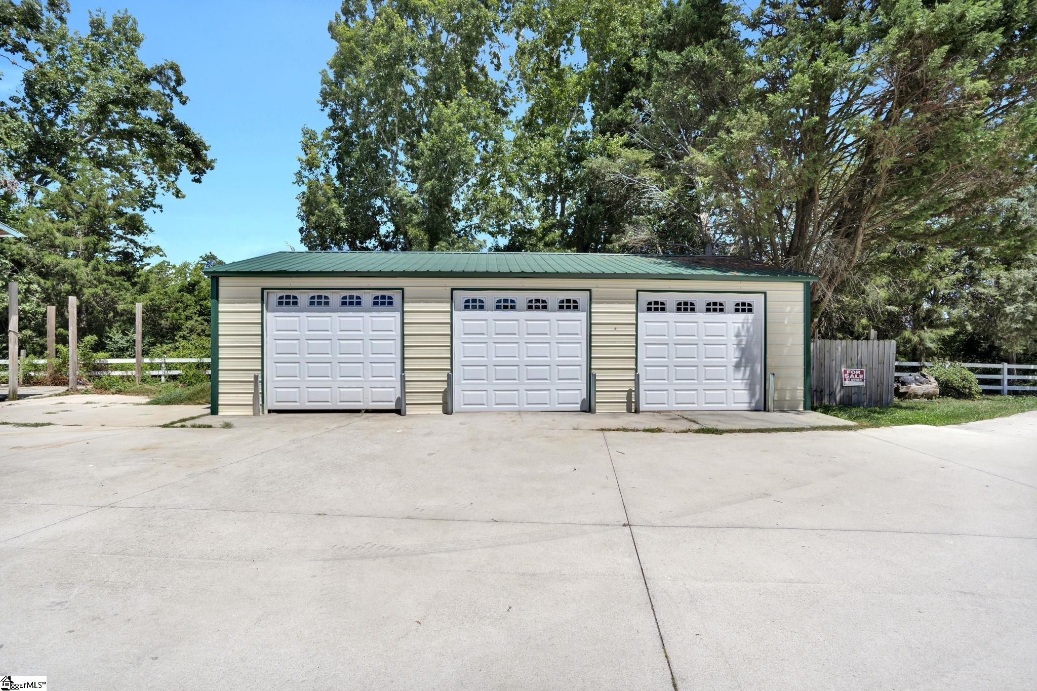 313 Henderson Road Gray Court, SC 29645