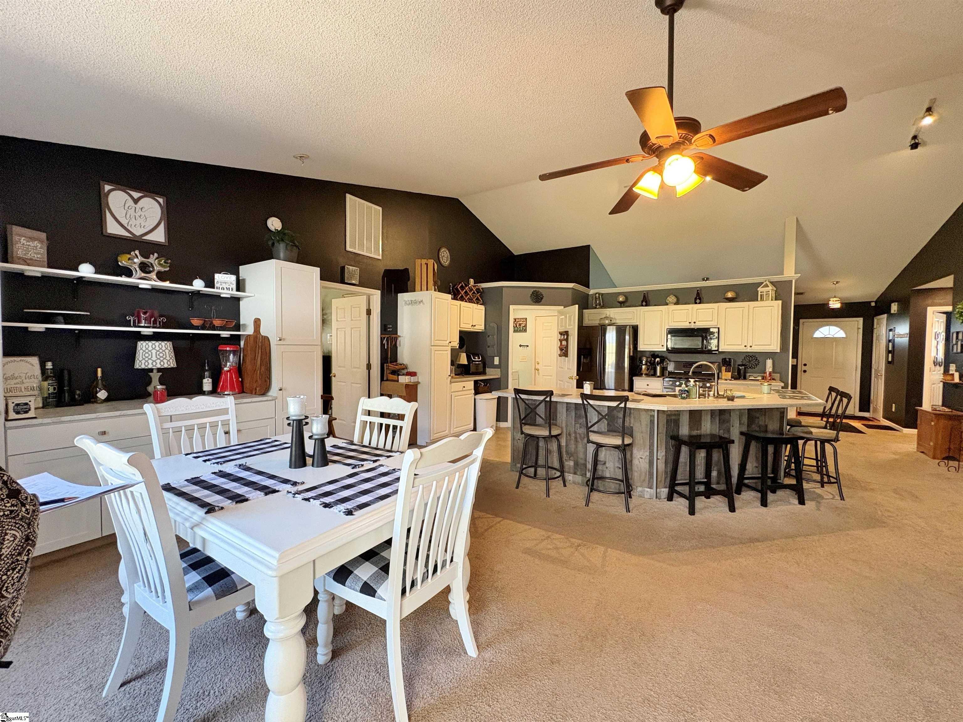 15 Seaside Lane Greer, SC 29650