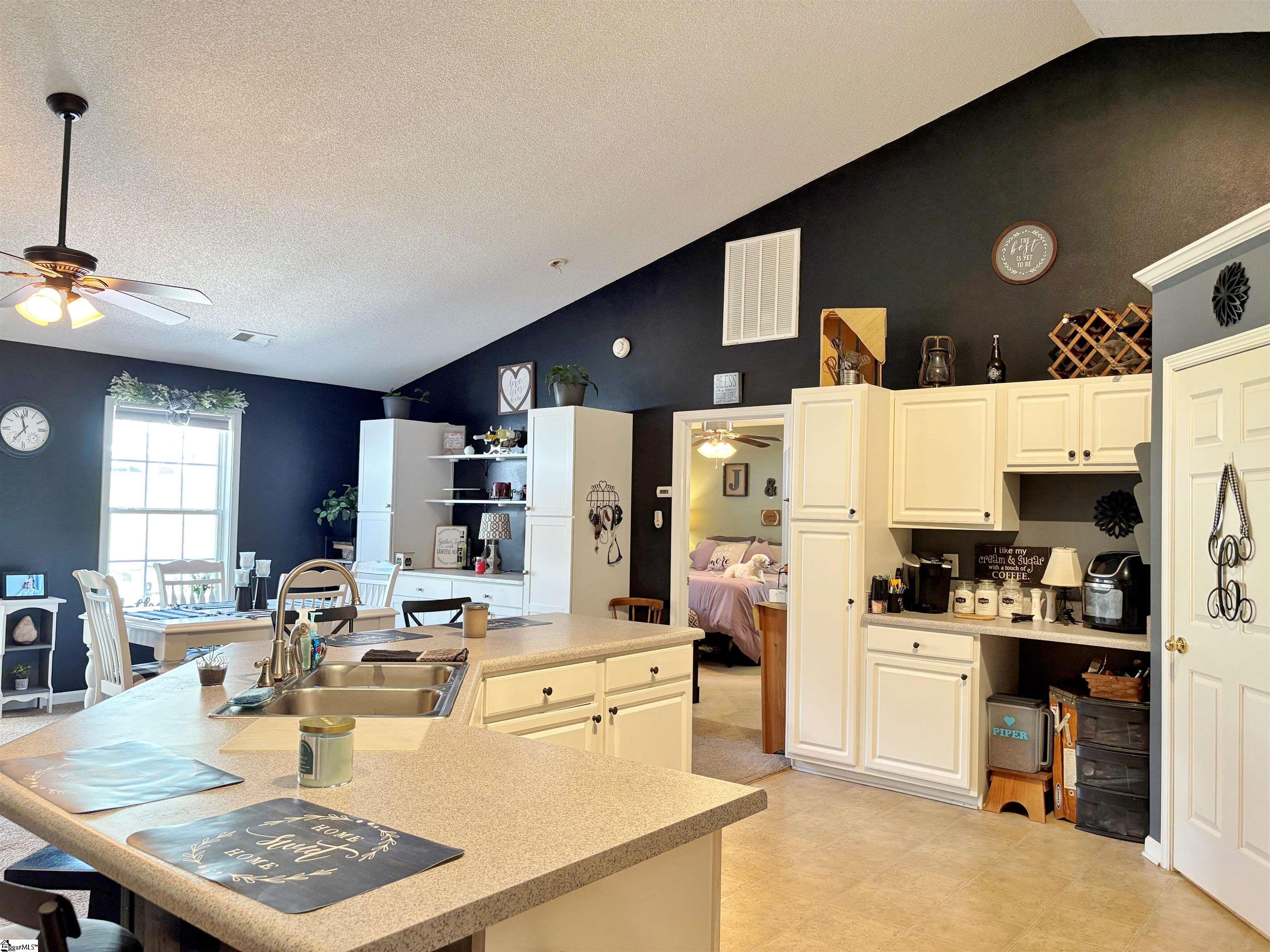 15 Seaside Lane Greer, SC 29650
