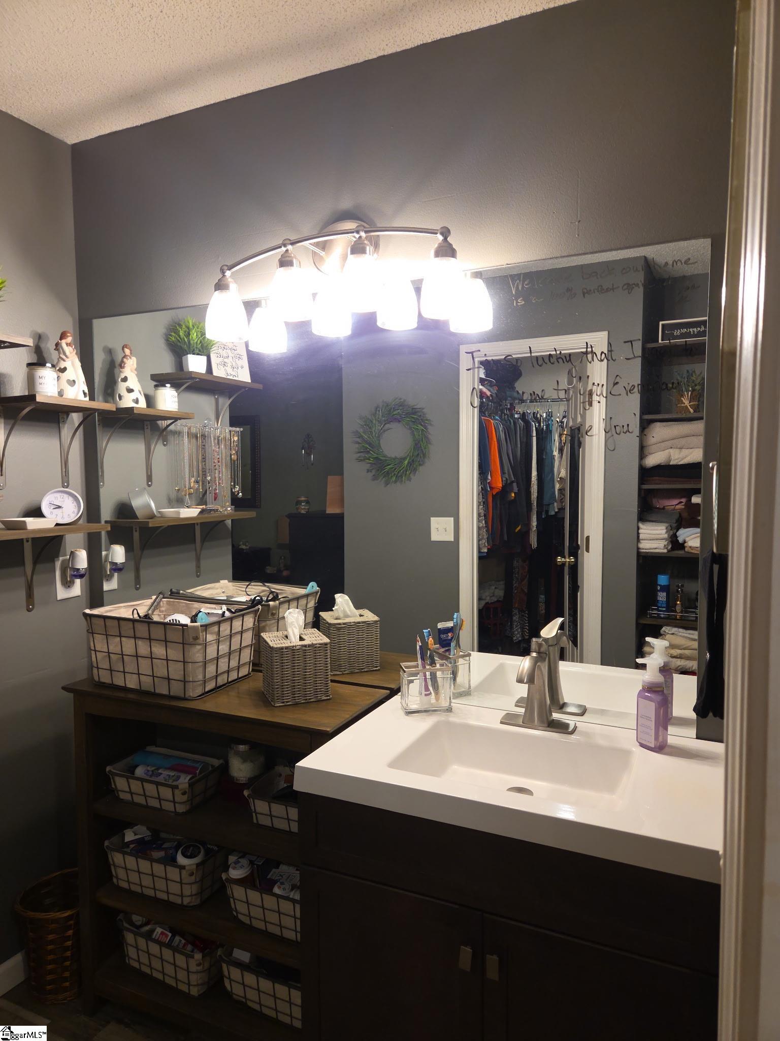 15 Seaside Lane Greer, SC 29650