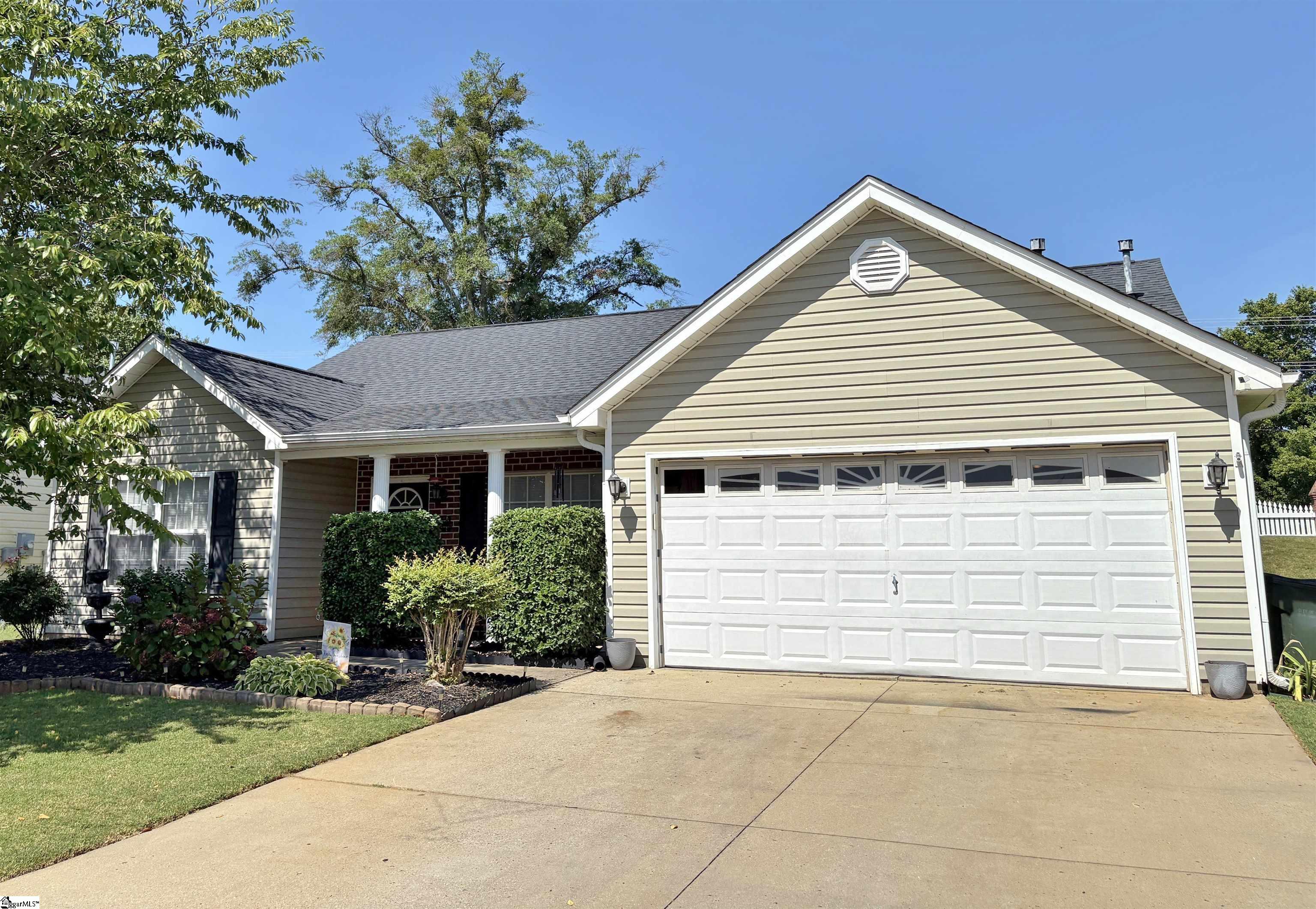 15 Seaside Lane Greer, SC 29650