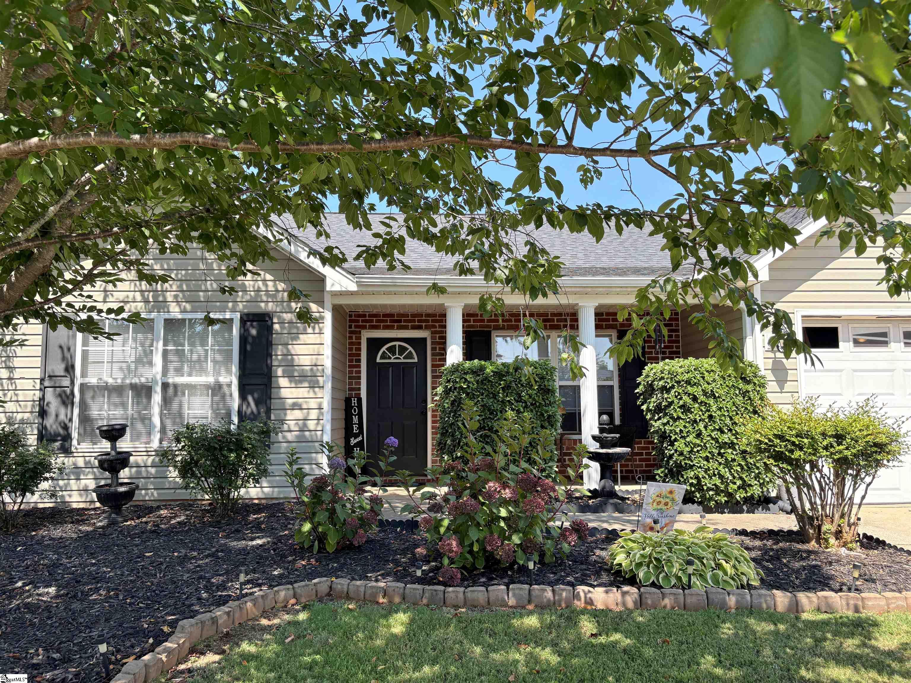 15 Seaside Lane Greer, SC 29650