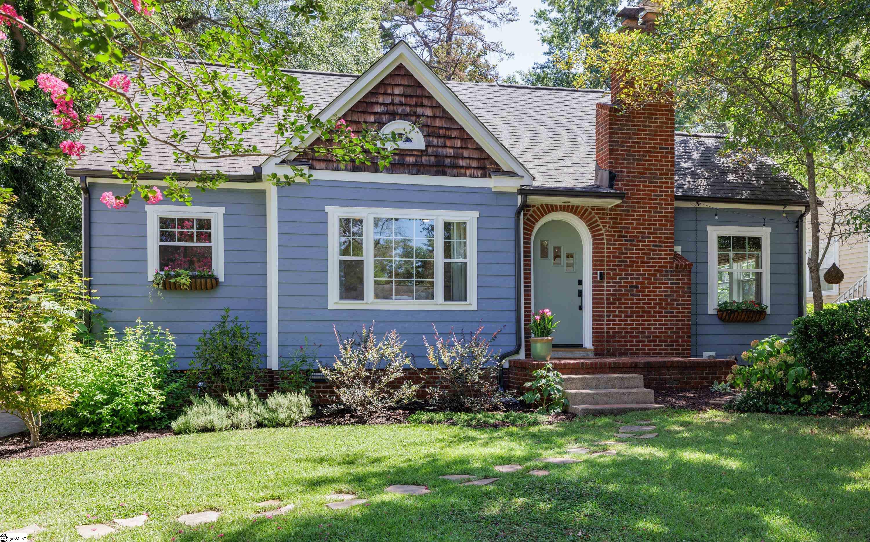 13 Woodville Avenue Greenville, SC 29607