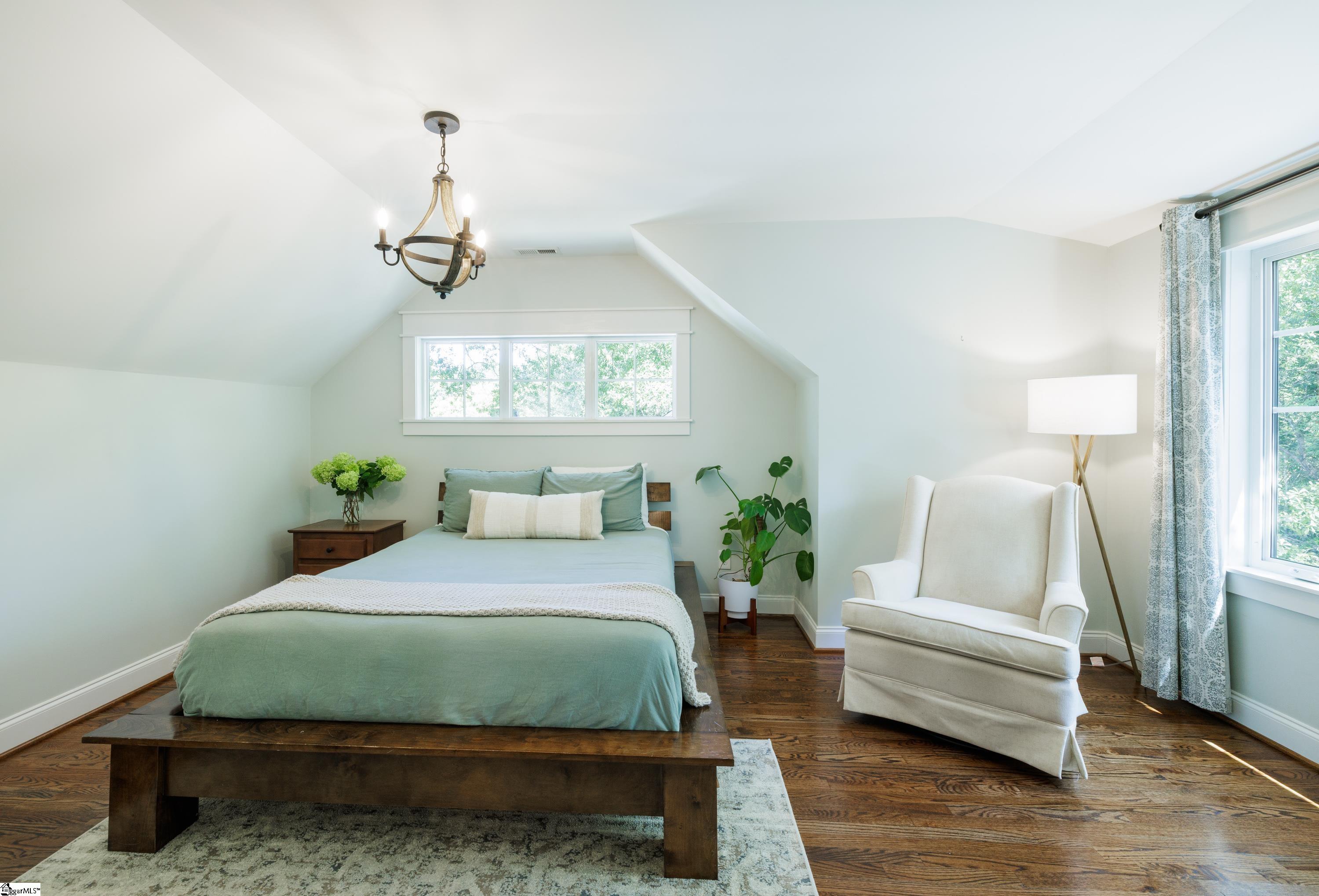 13 Woodville Avenue Greenville, SC 29607