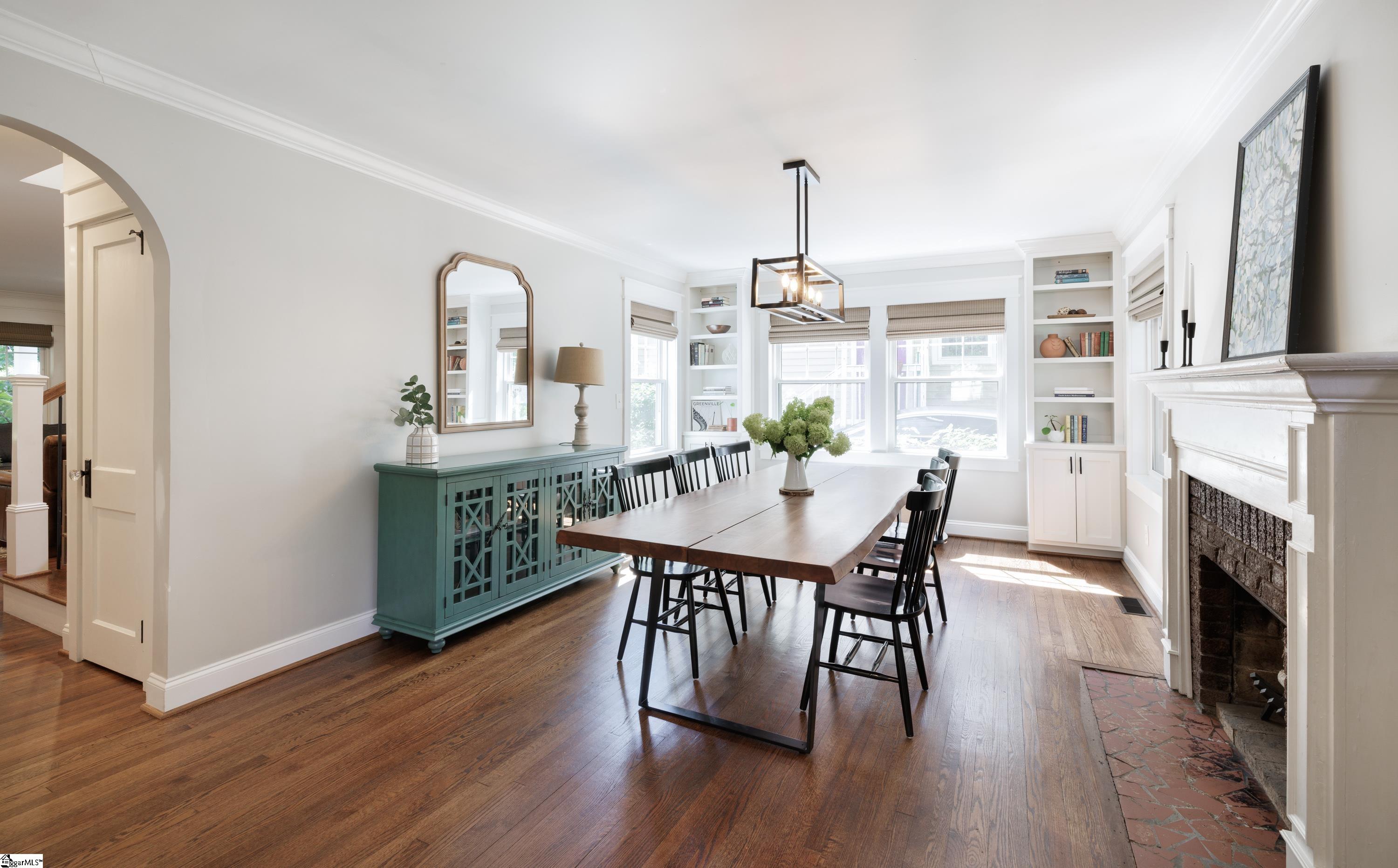 13 Woodville Avenue Greenville, SC 29607