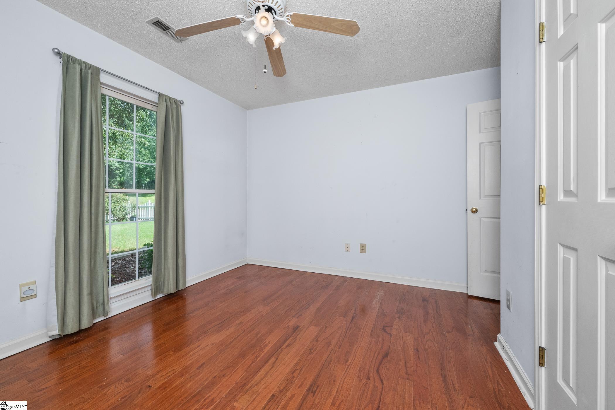 35 Chinaberry Lane Simpsonville, SC 29680