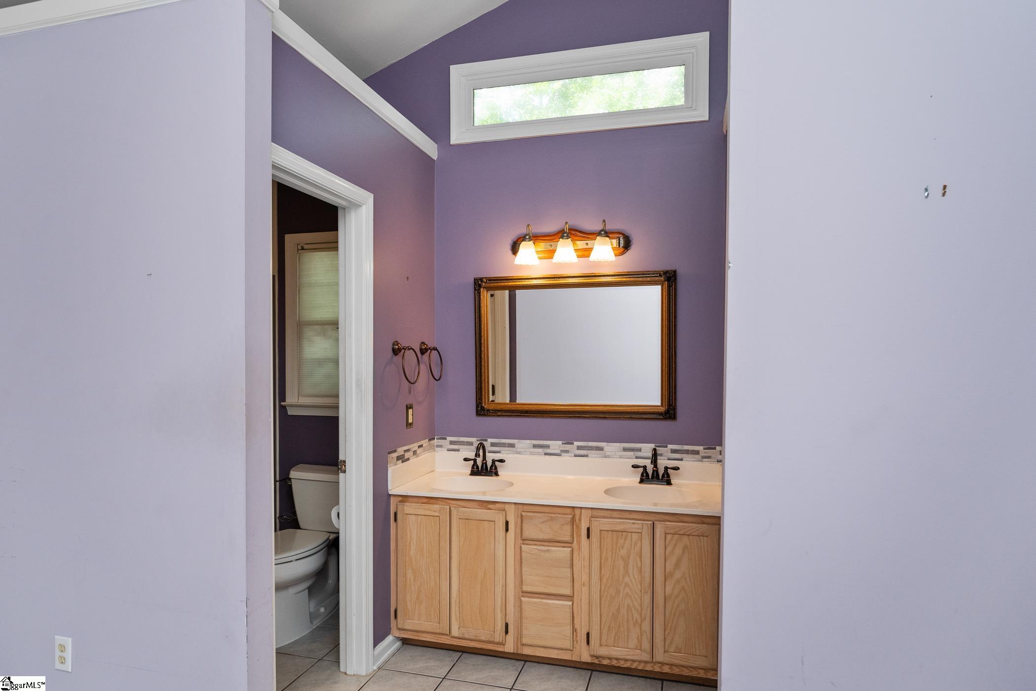 35 Chinaberry Lane Simpsonville, SC 29680