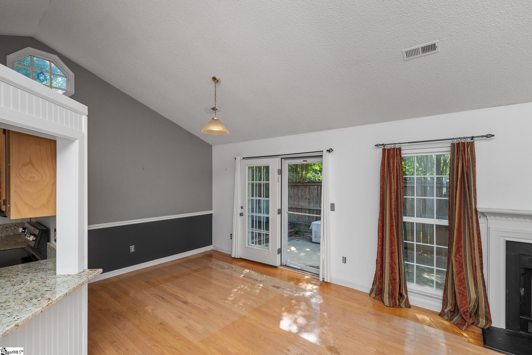 35 Chinaberry Lane Simpsonville, SC 29680
