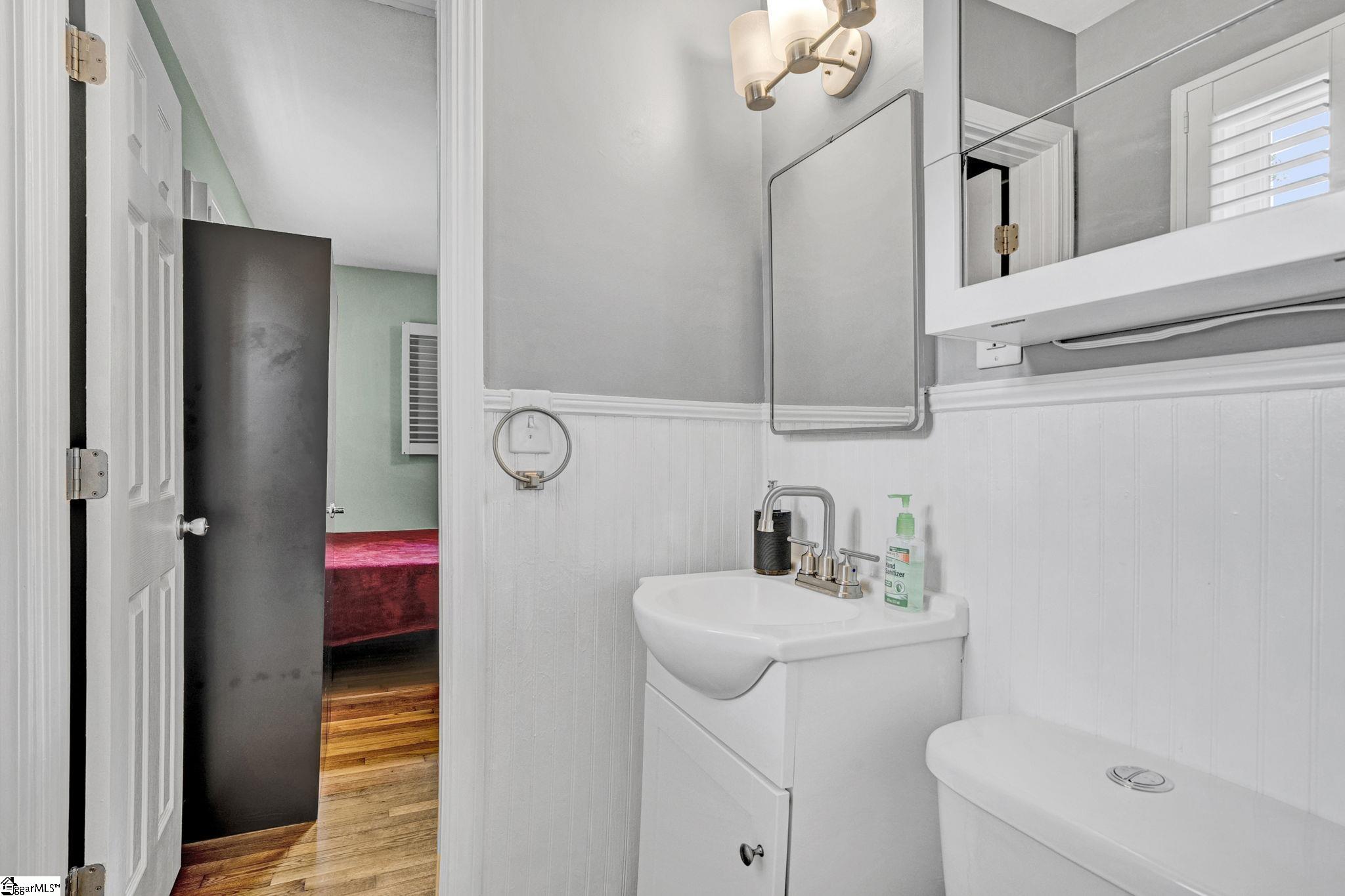 766 Kenmore Drive Spartanburg, SC 29303-3157