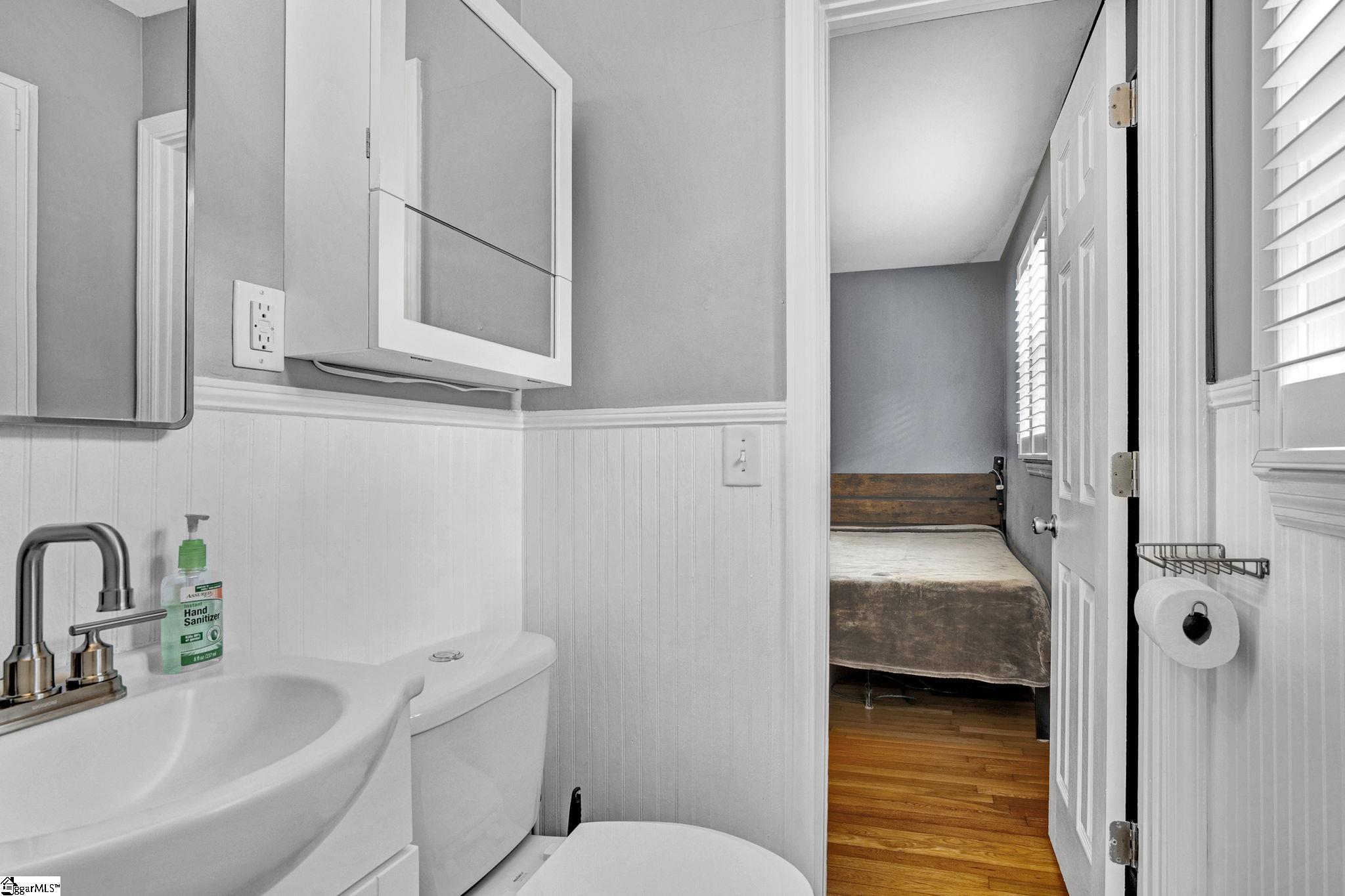 766 Kenmore Drive Spartanburg, SC 29303-3157